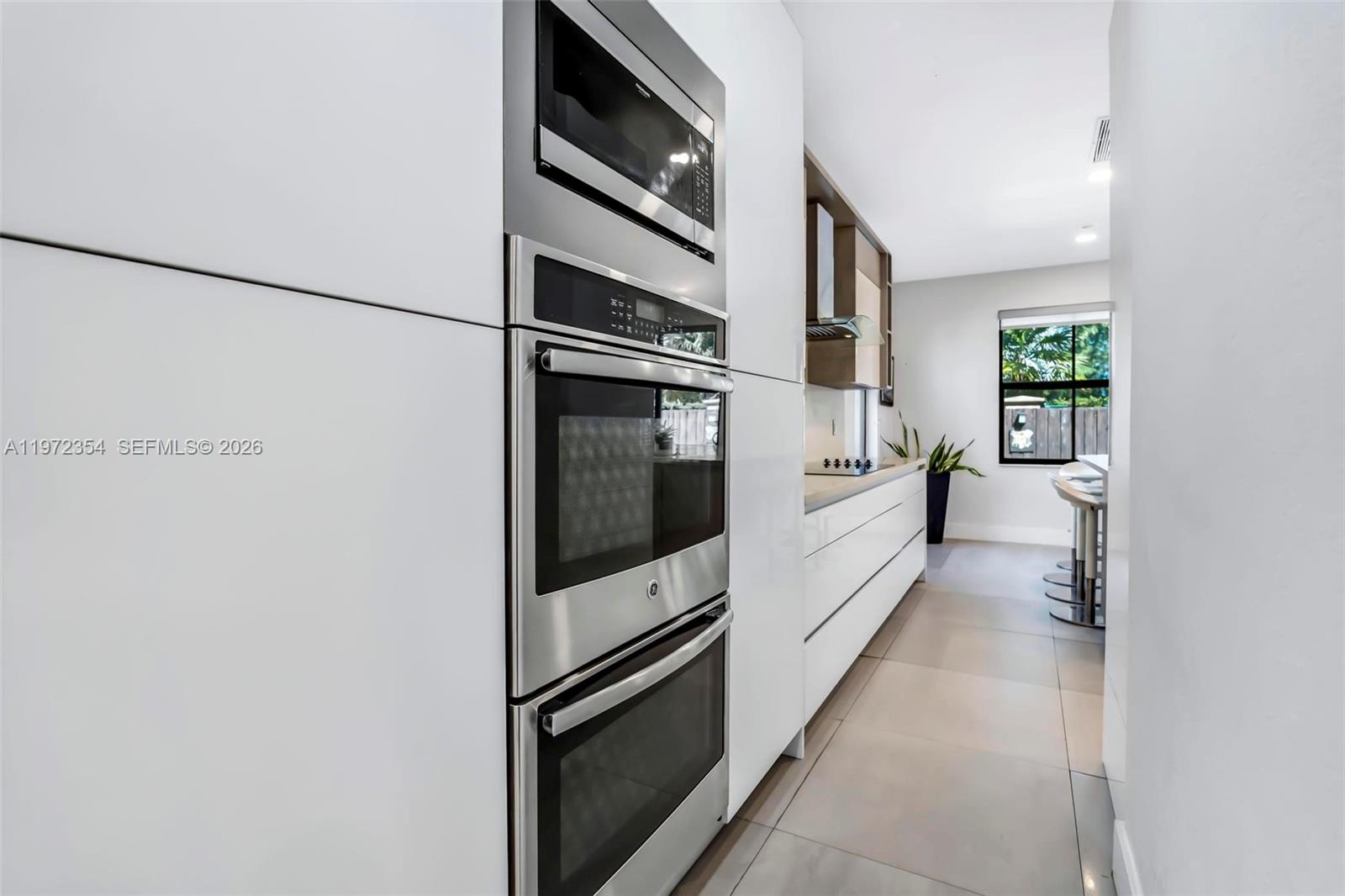 GRAND BAY AT DORAL - Residential