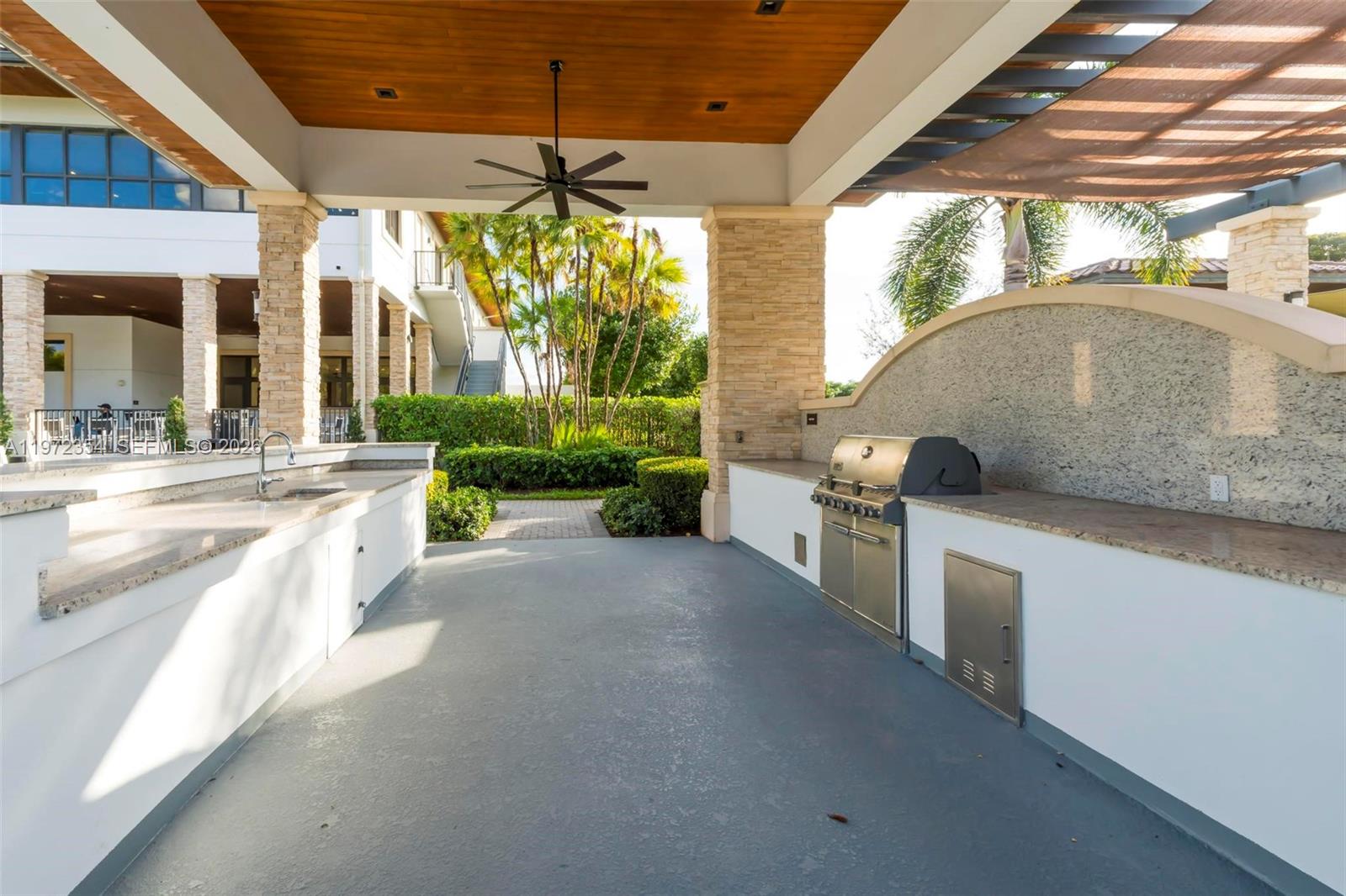 GRAND BAY AT DORAL - Residential