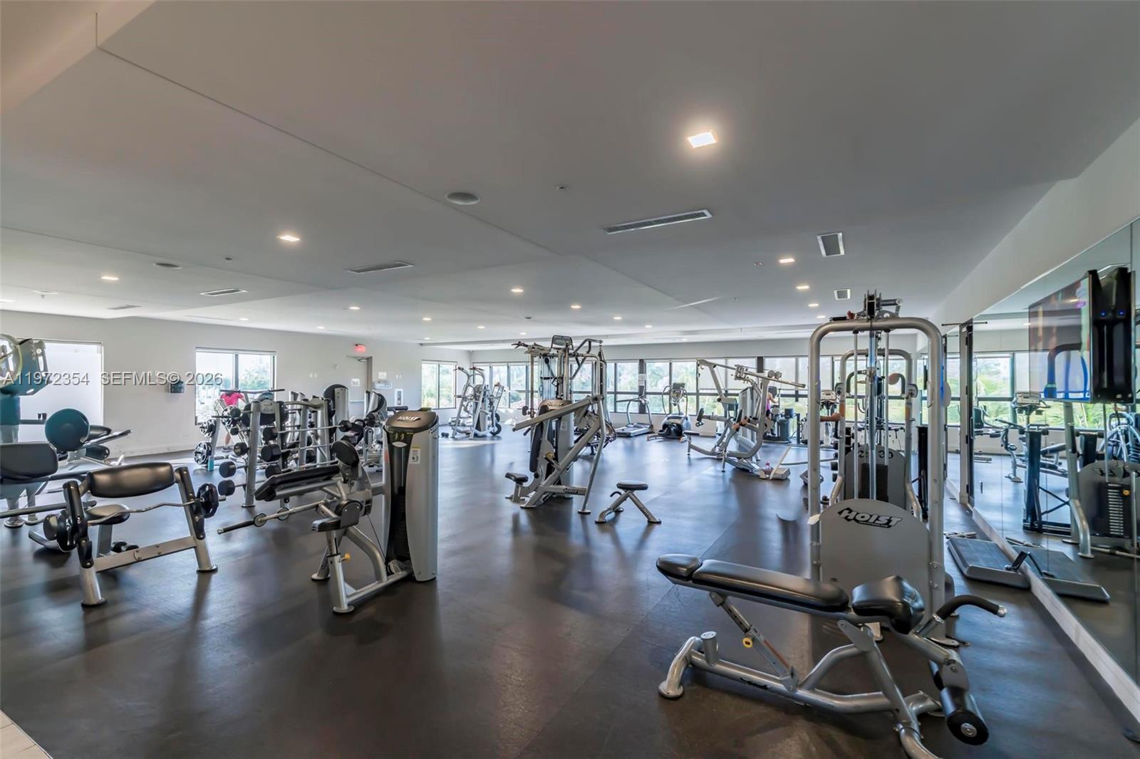 GRAND BAY AT DORAL - Residential