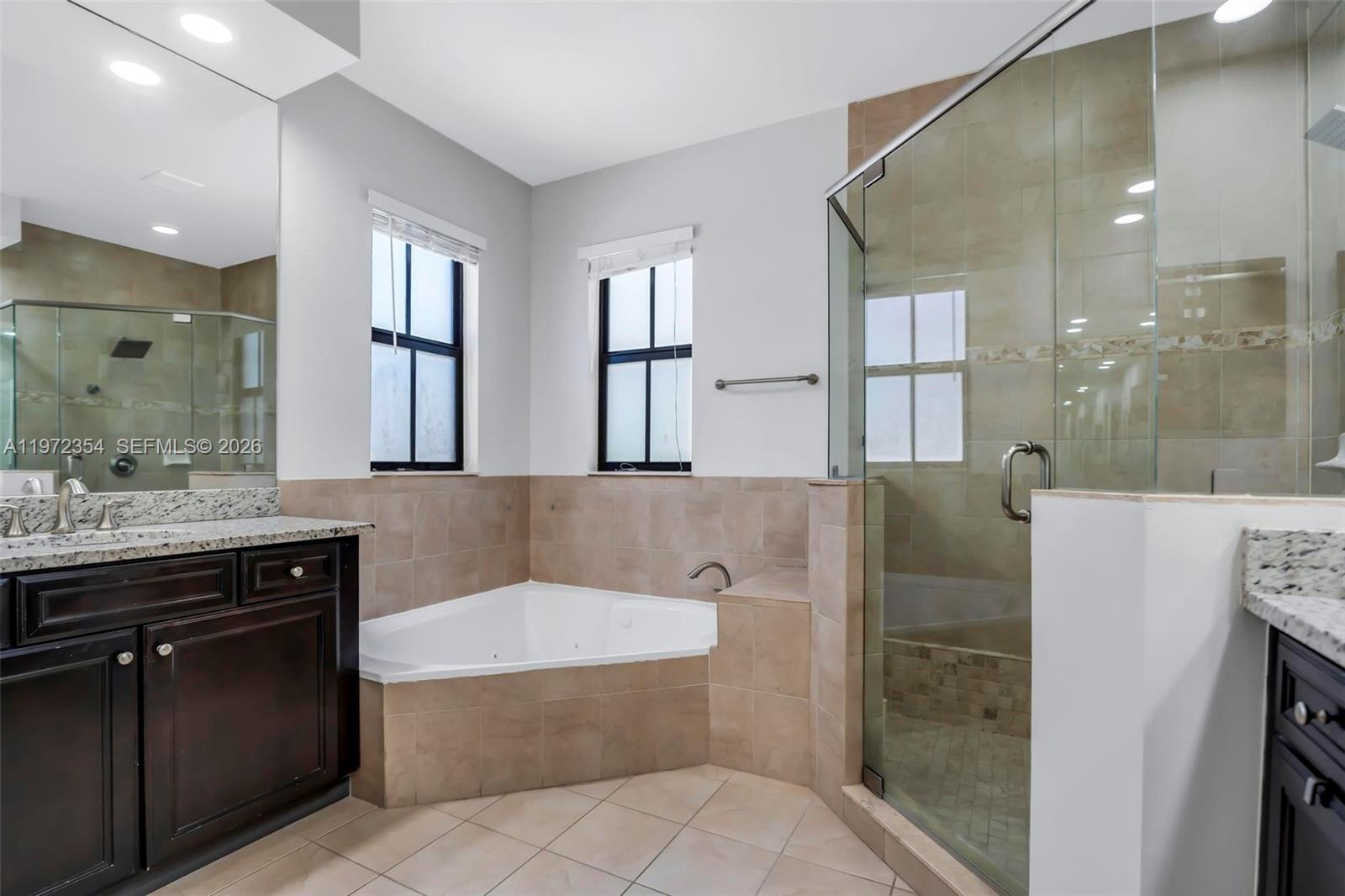 GRAND BAY AT DORAL - Residential