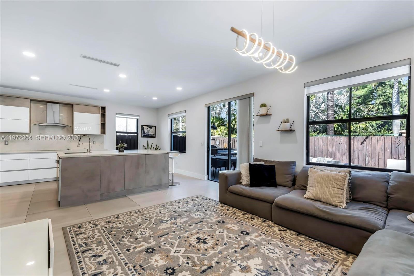 GRAND BAY AT DORAL - Residential