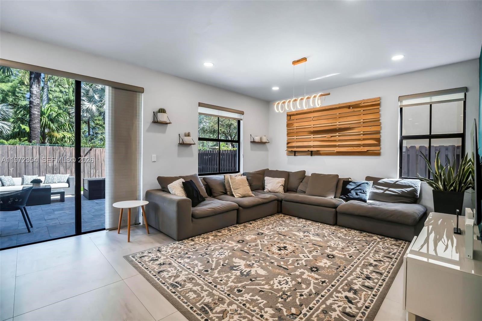 GRAND BAY AT DORAL - Residential