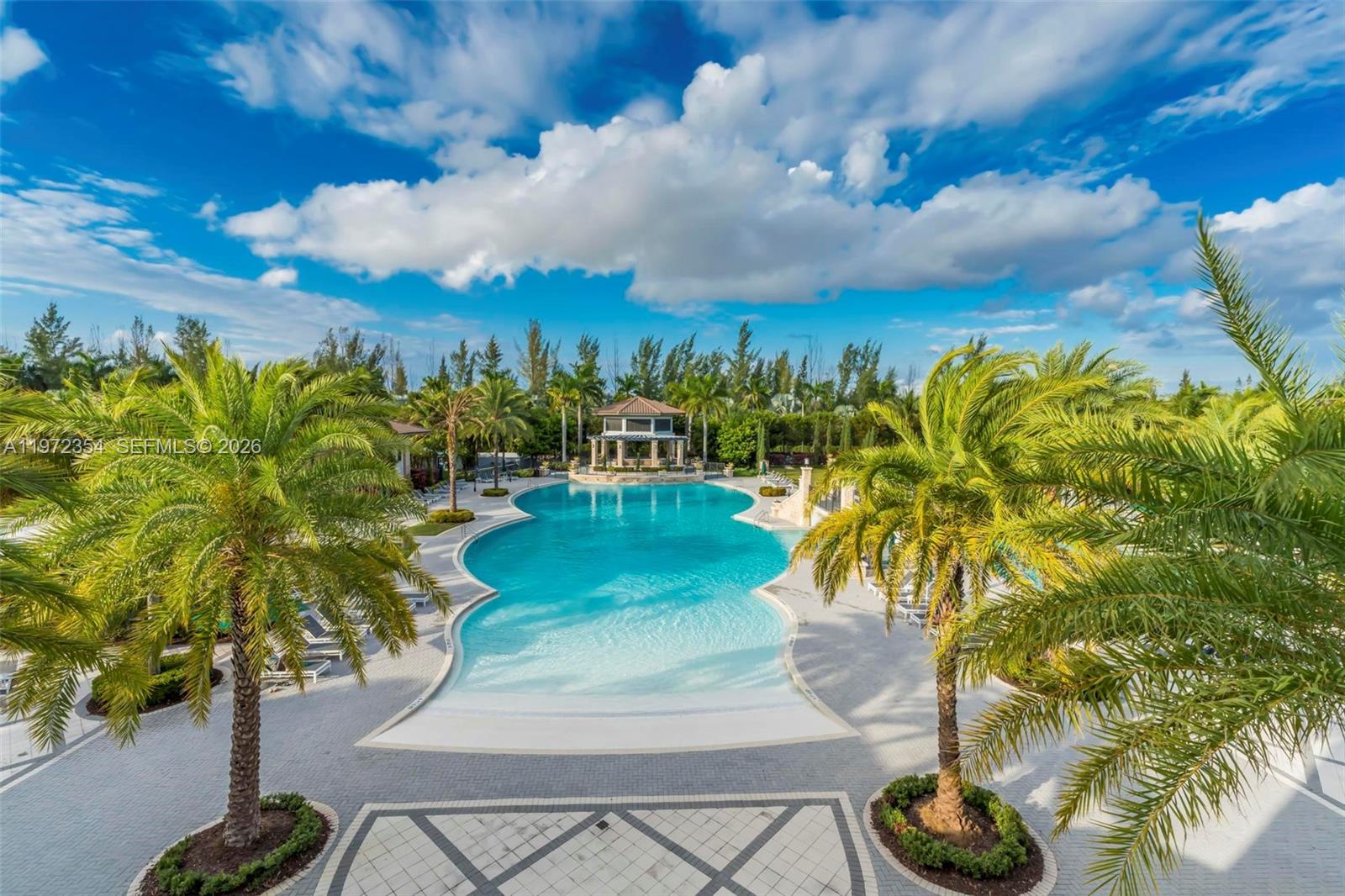 GRAND BAY AT DORAL - Residential