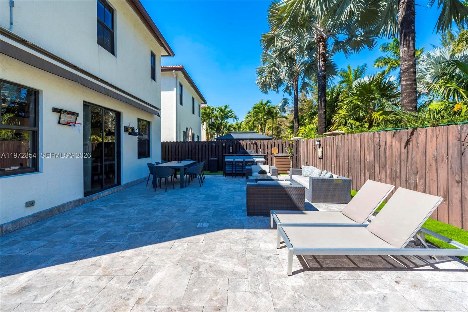 GRAND BAY AT DORAL - Residential