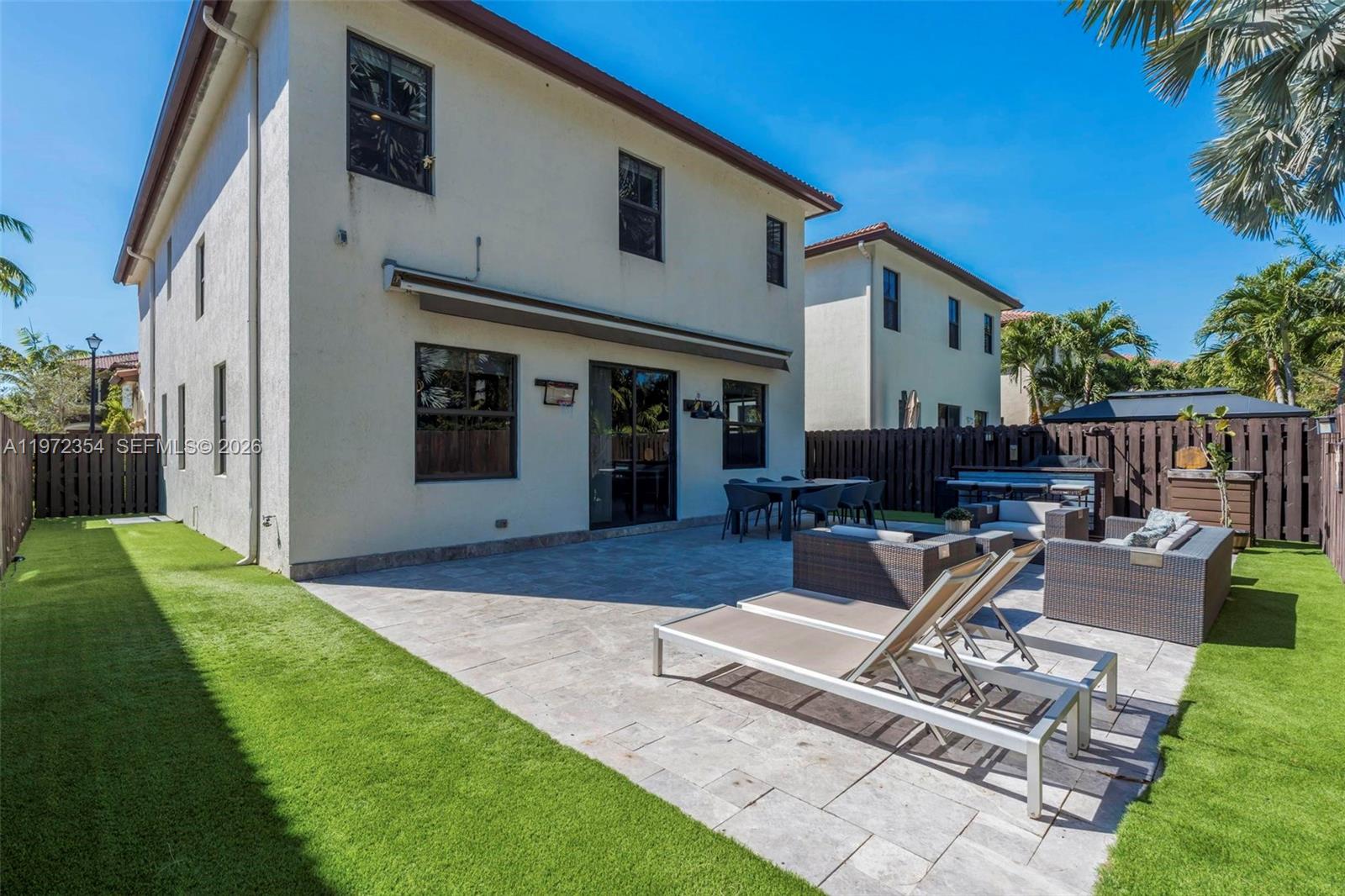 GRAND BAY AT DORAL - Residential