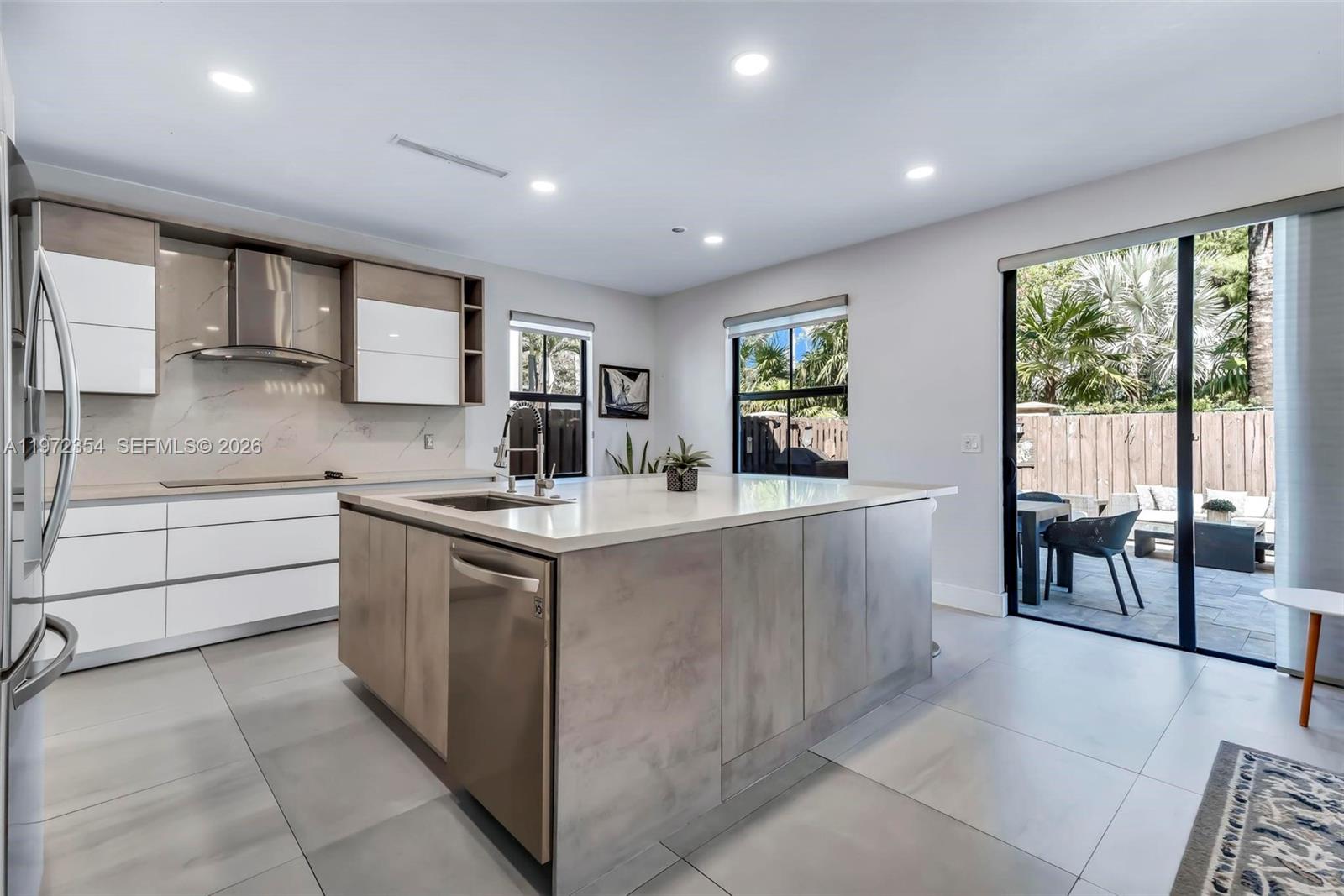 GRAND BAY AT DORAL - Residential