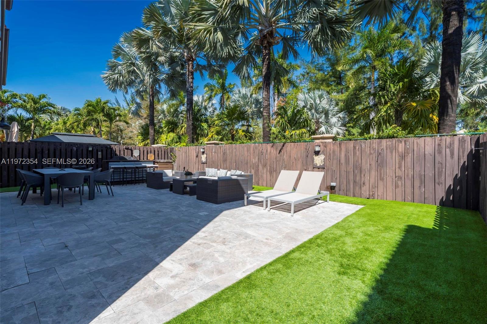 GRAND BAY AT DORAL - Residential