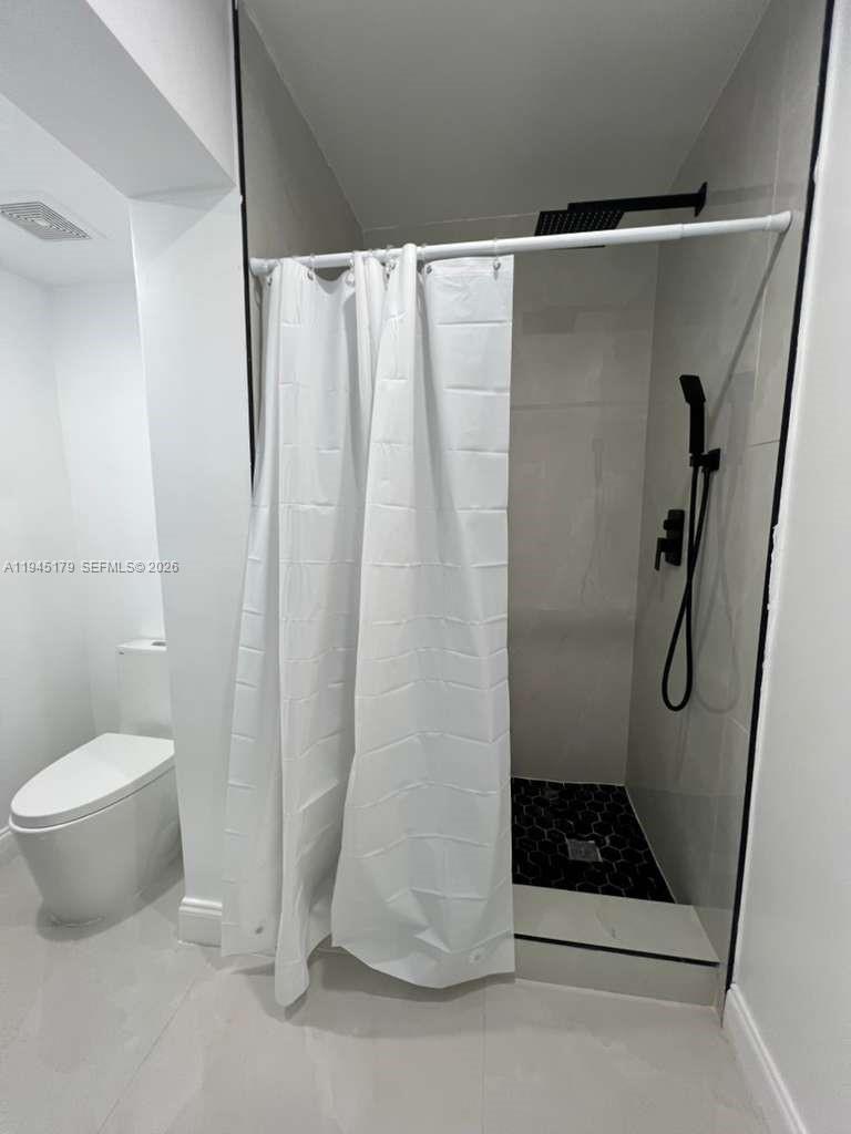 WASHINGTON PARK THIRD ADD - Residential Lease