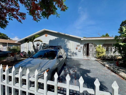 Photo of 15940 NW 37th Pl, Miami Gardens, FL 33054 (MLS # A12038844)