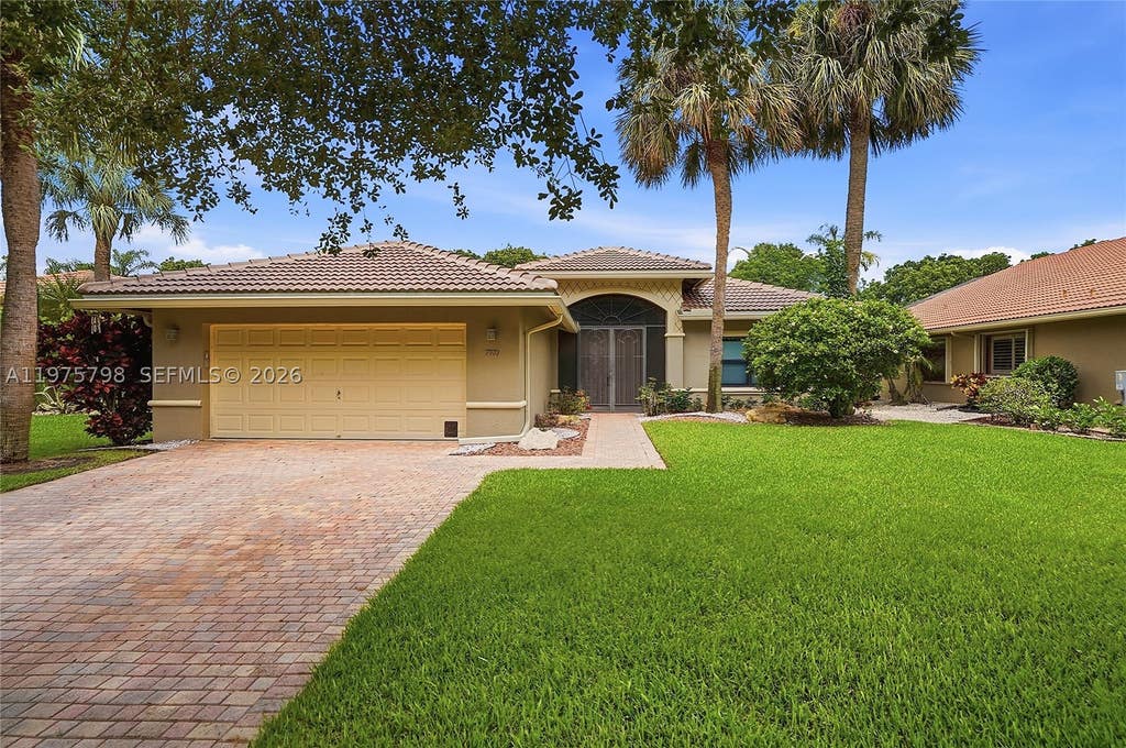 Photo of 7771 Via Grande, Boynton Beach, FL 33437 (MLS # A11975798)