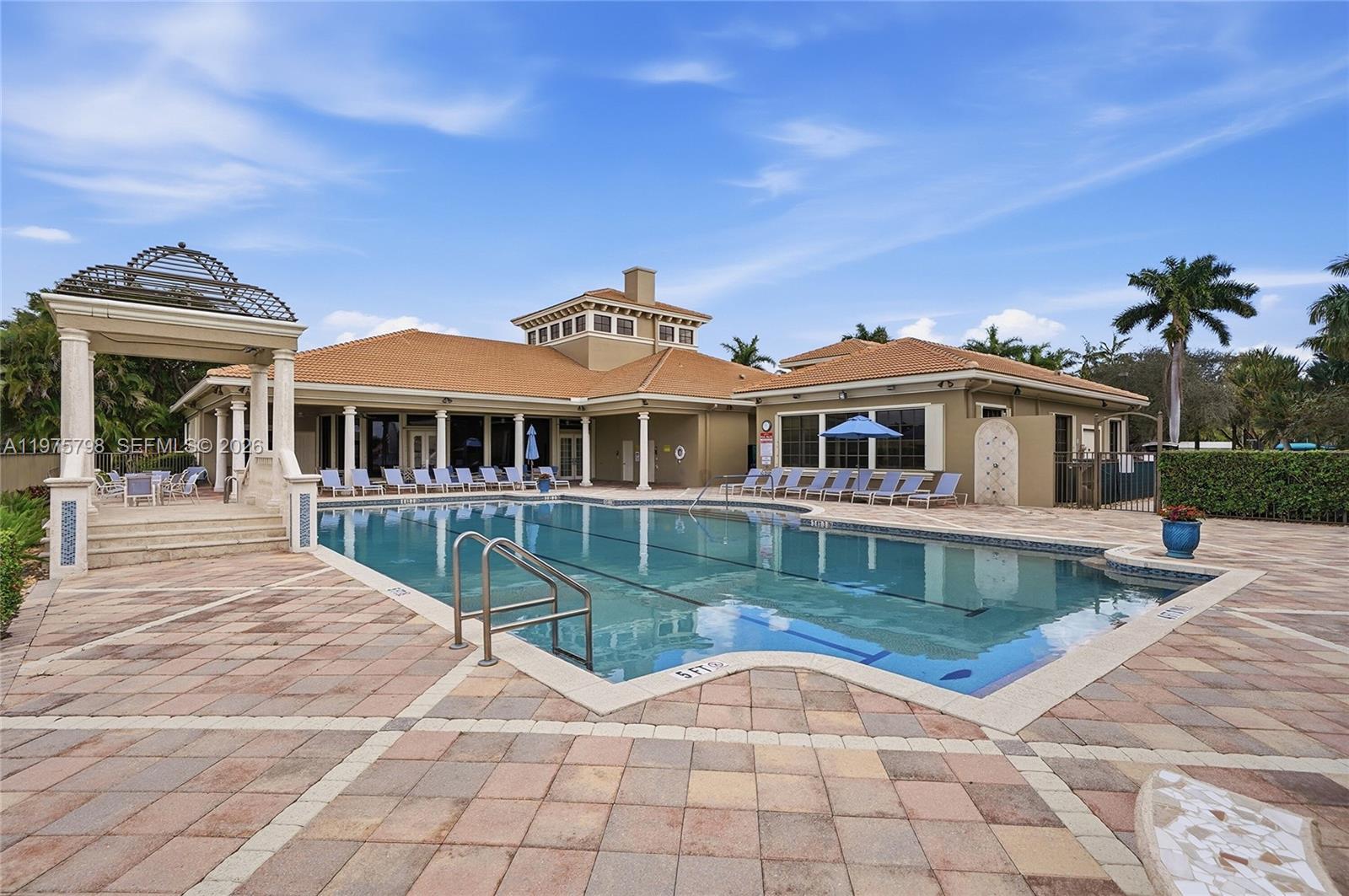 TIVOLI RESERVE - Residential