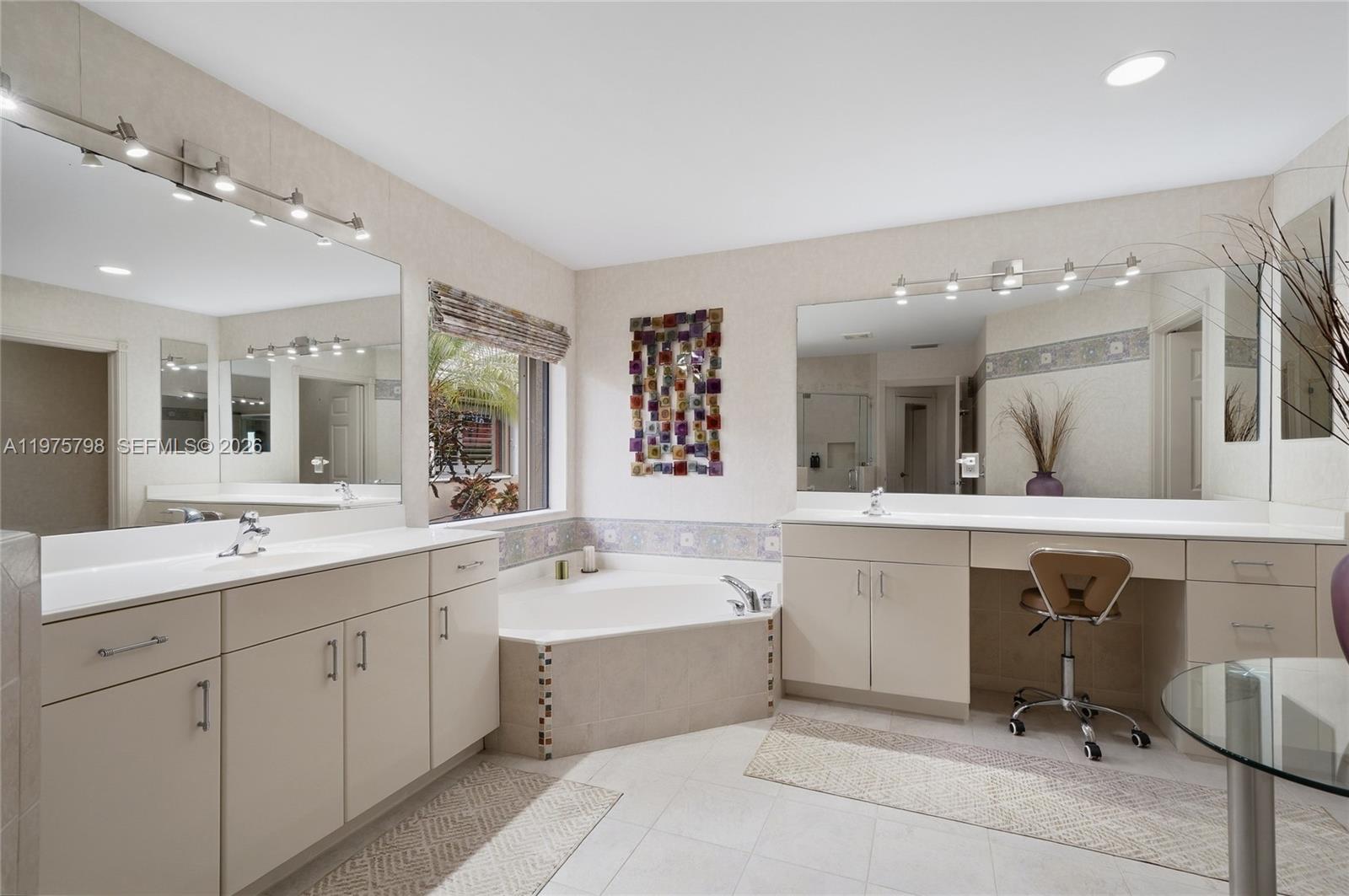 TIVOLI RESERVE - Residential