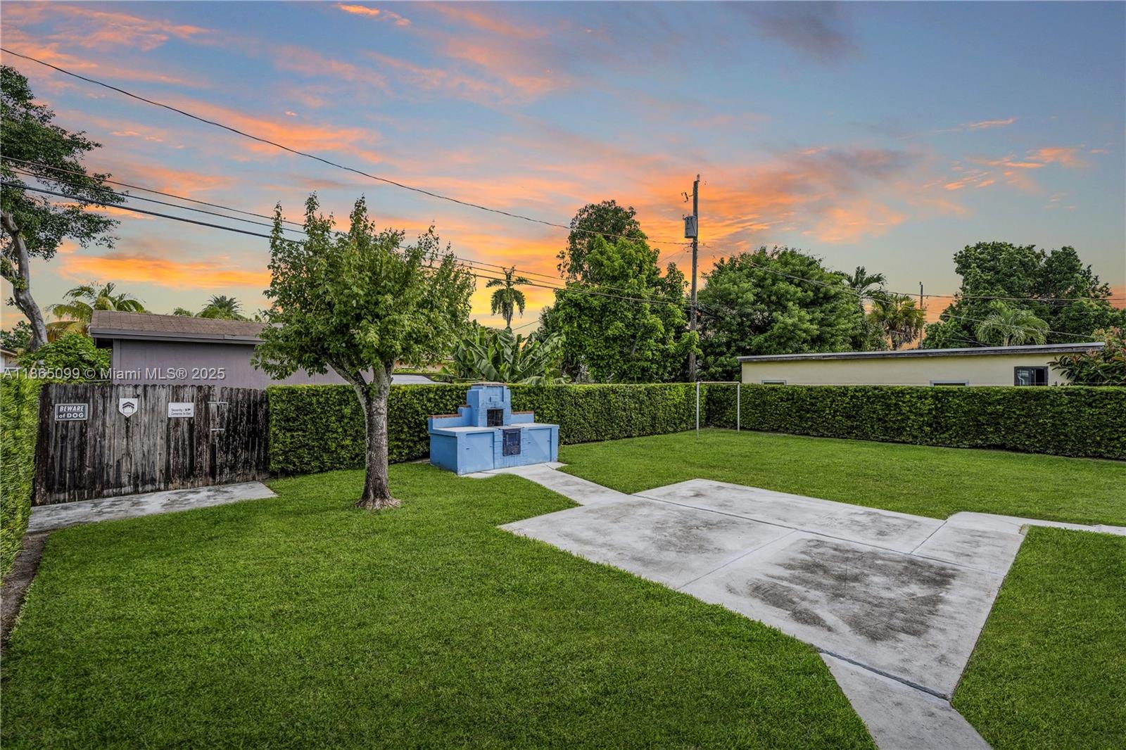 SHORES ESTATES - Residential