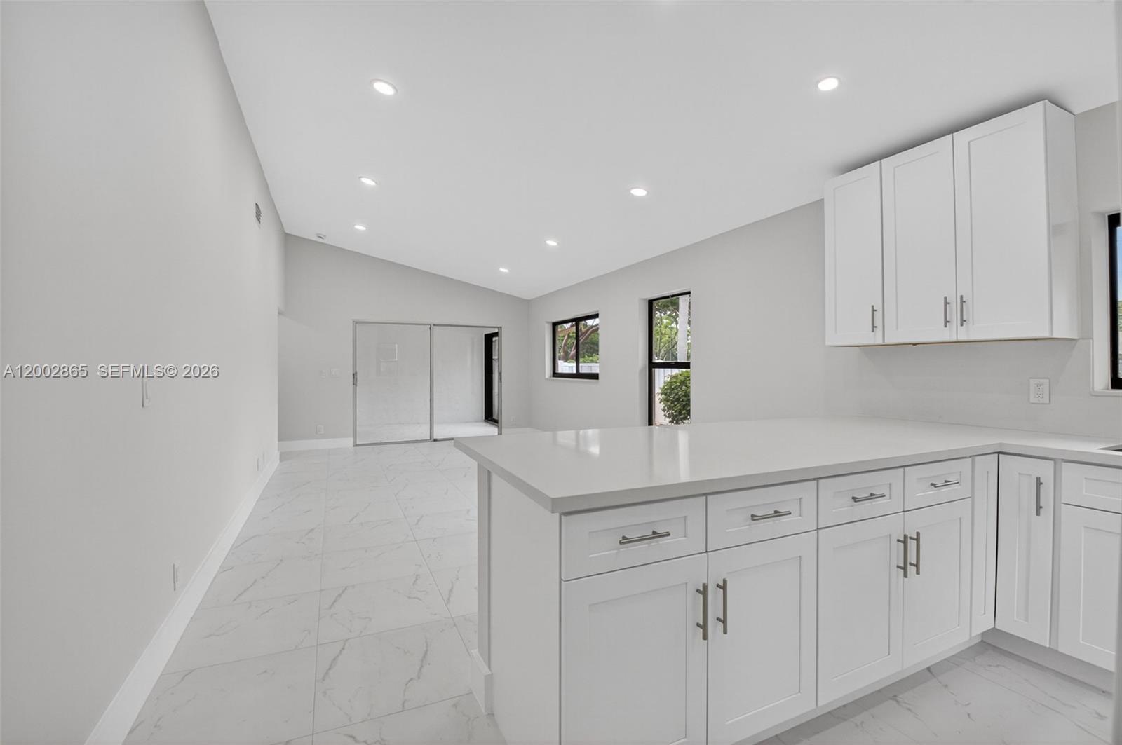 WHISPER WALK - Residential