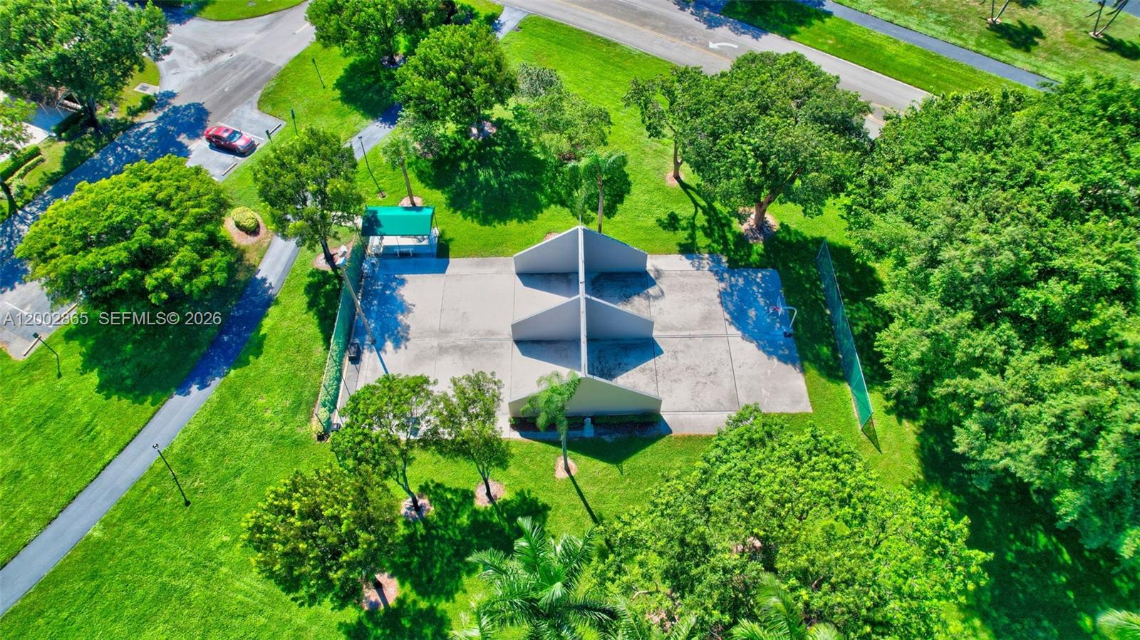 WHISPER WALK - Residential