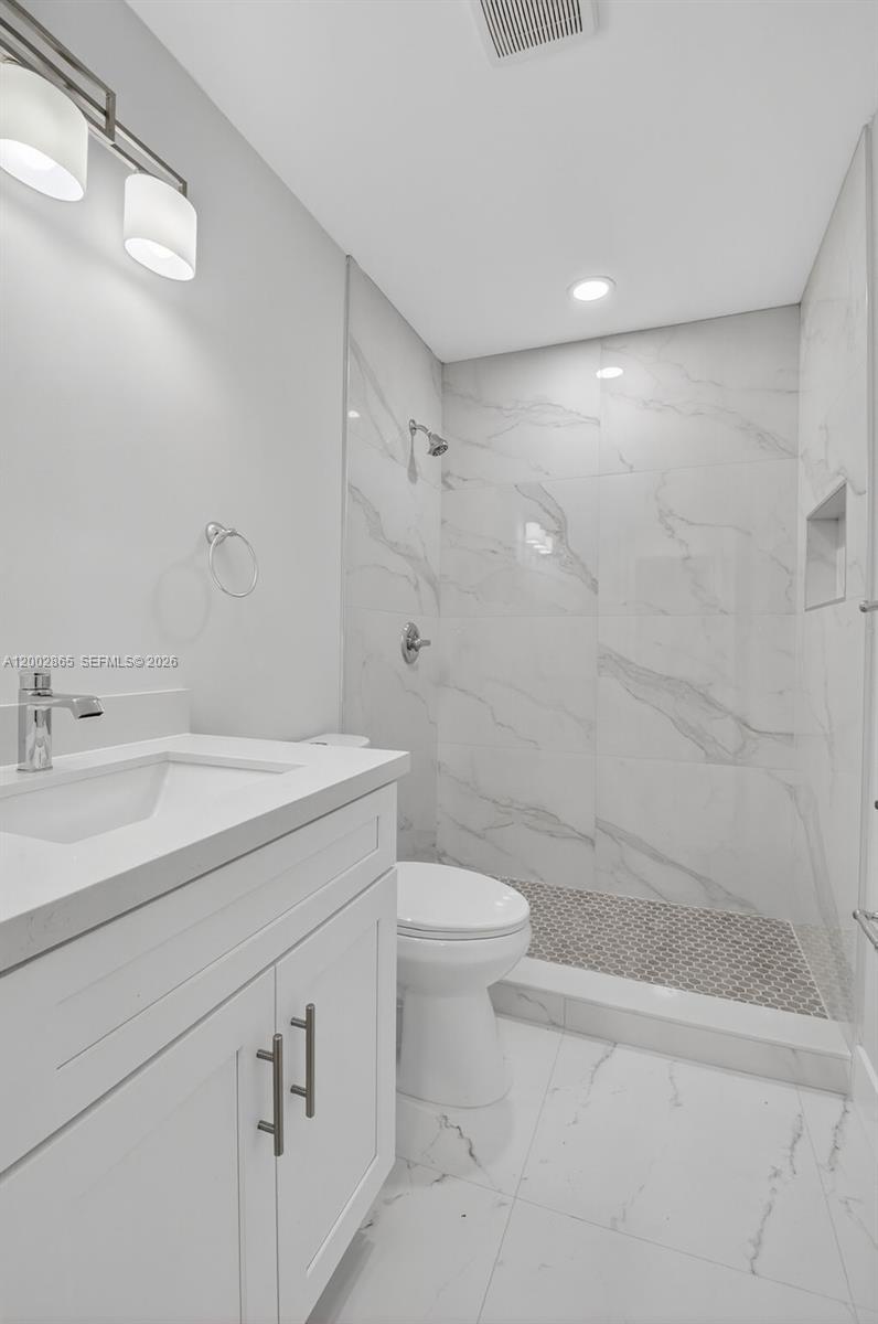 WHISPER WALK - Residential