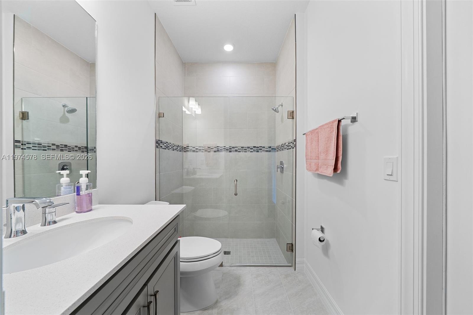 OAK TREE PROPERTY REDEVEL - Residential