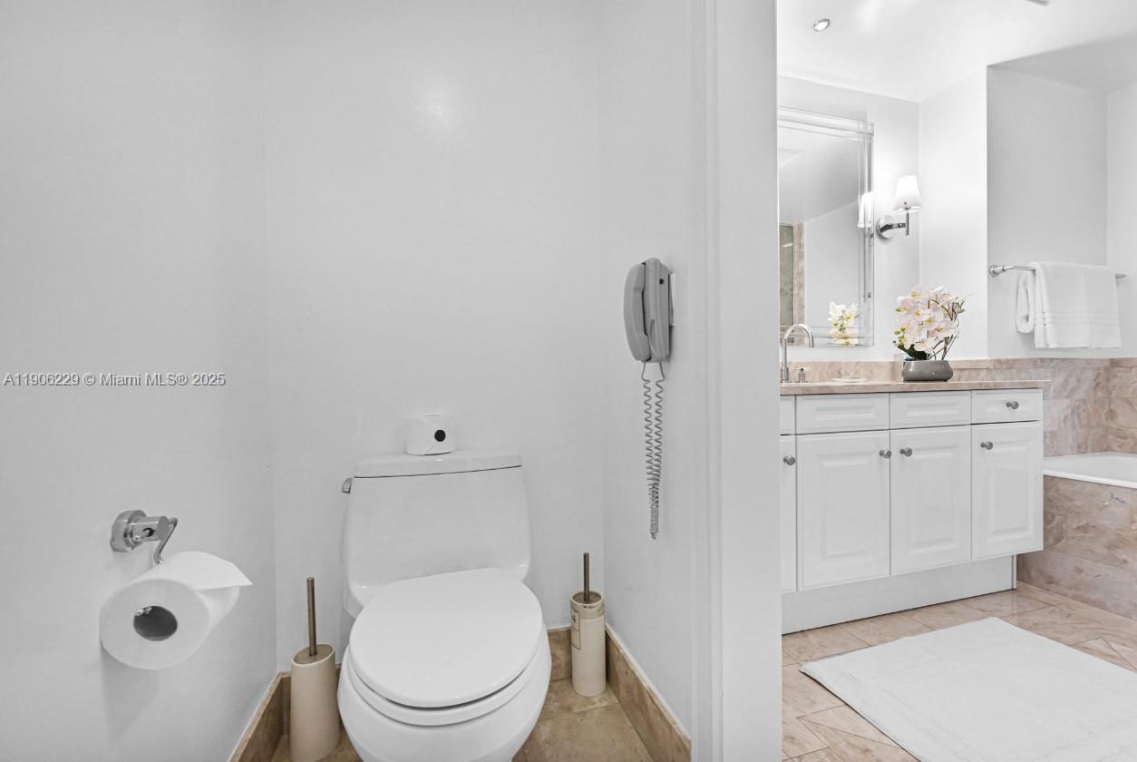 MILLENNIUM TOWER CONDOMIN - Residential Lease