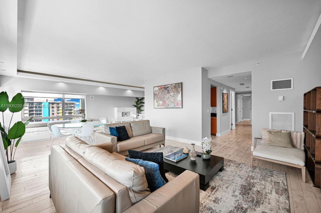 MILLENNIUM TOWER CONDOMIN - Residential Lease