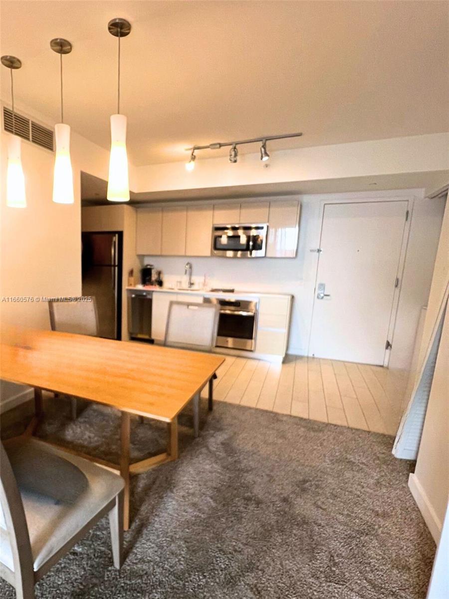 BEACHWALK CONDOMINIUM - Residential