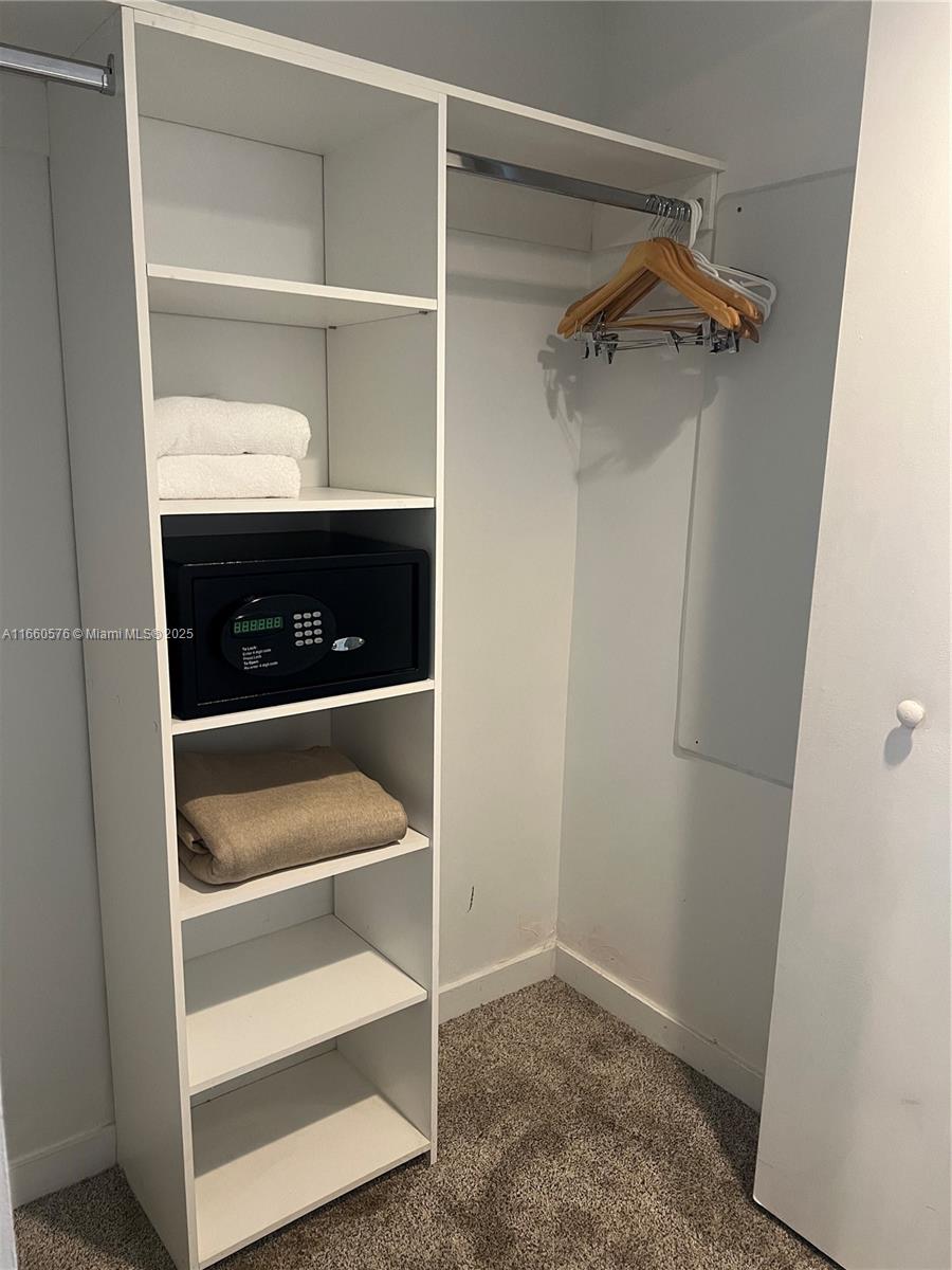 BEACHWALK CONDOMINIUM - Residential