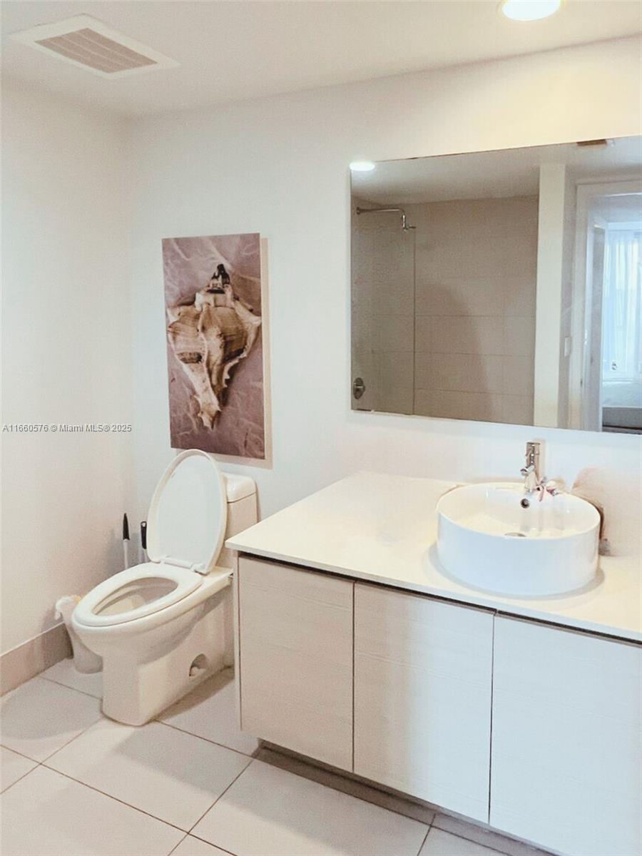 BEACHWALK CONDOMINIUM - Residential