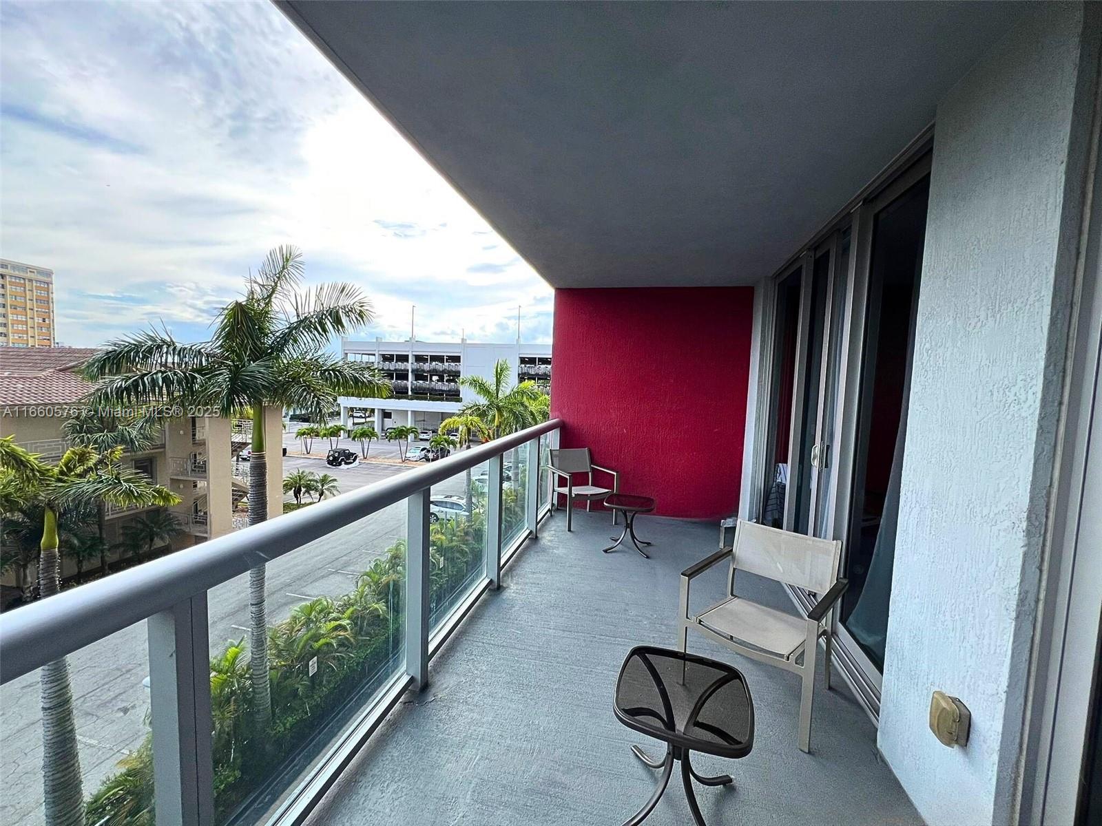 BEACHWALK CONDOMINIUM - Residential