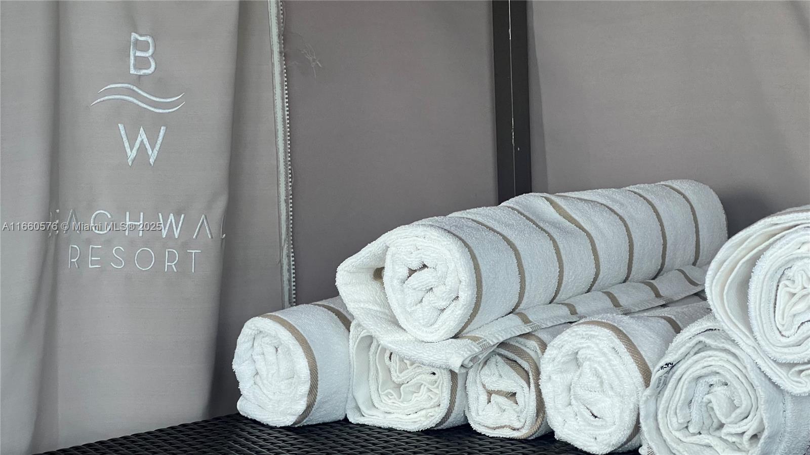 BEACHWALK CONDOMINIUM - Residential