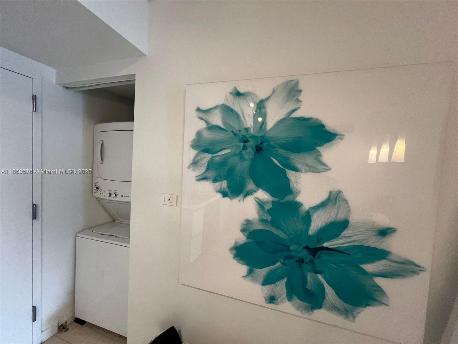 BEACHWALK CONDOMINIUM - Residential