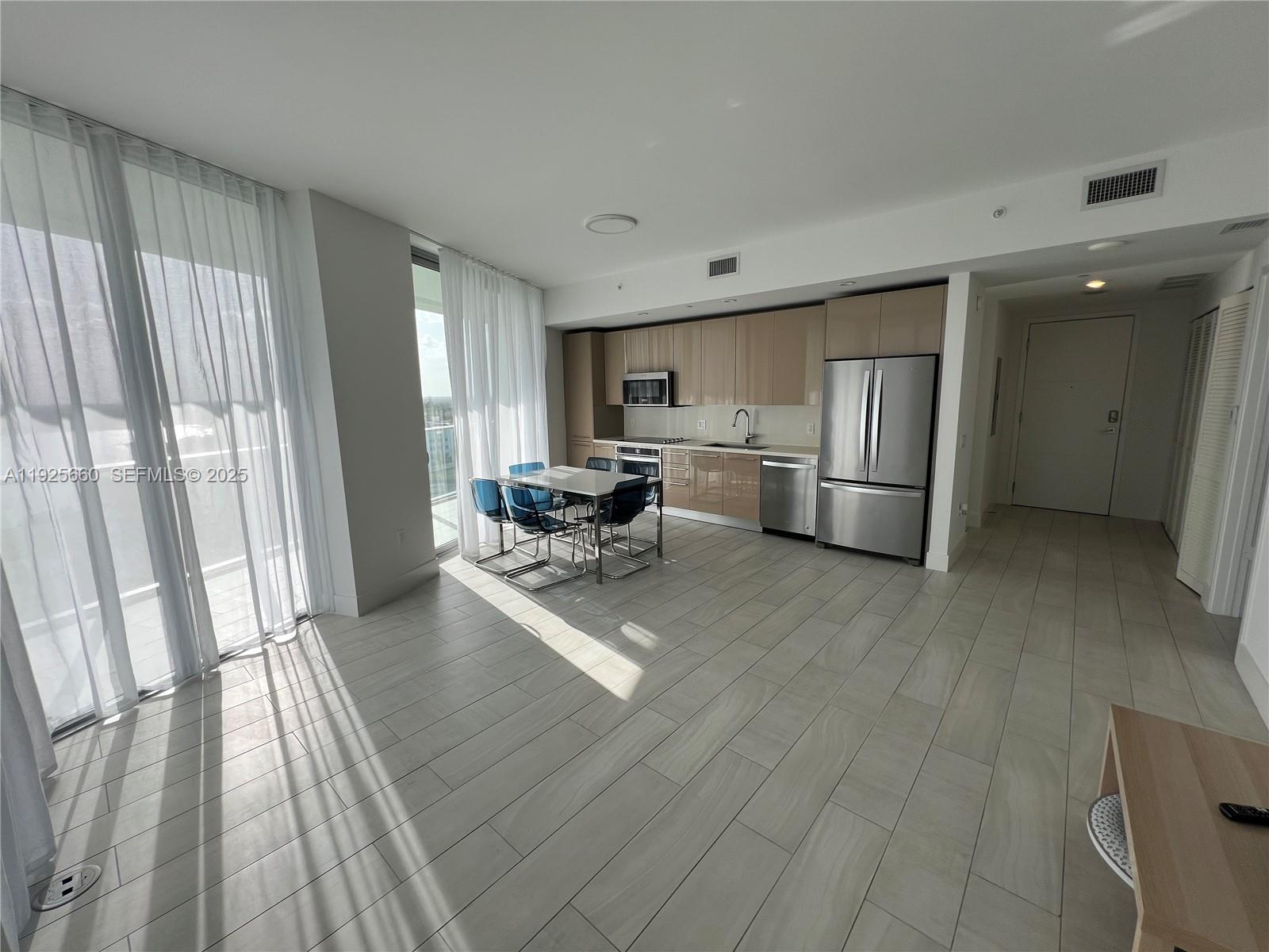 METROPICA NORTH TOWER ONE - Residential Lease