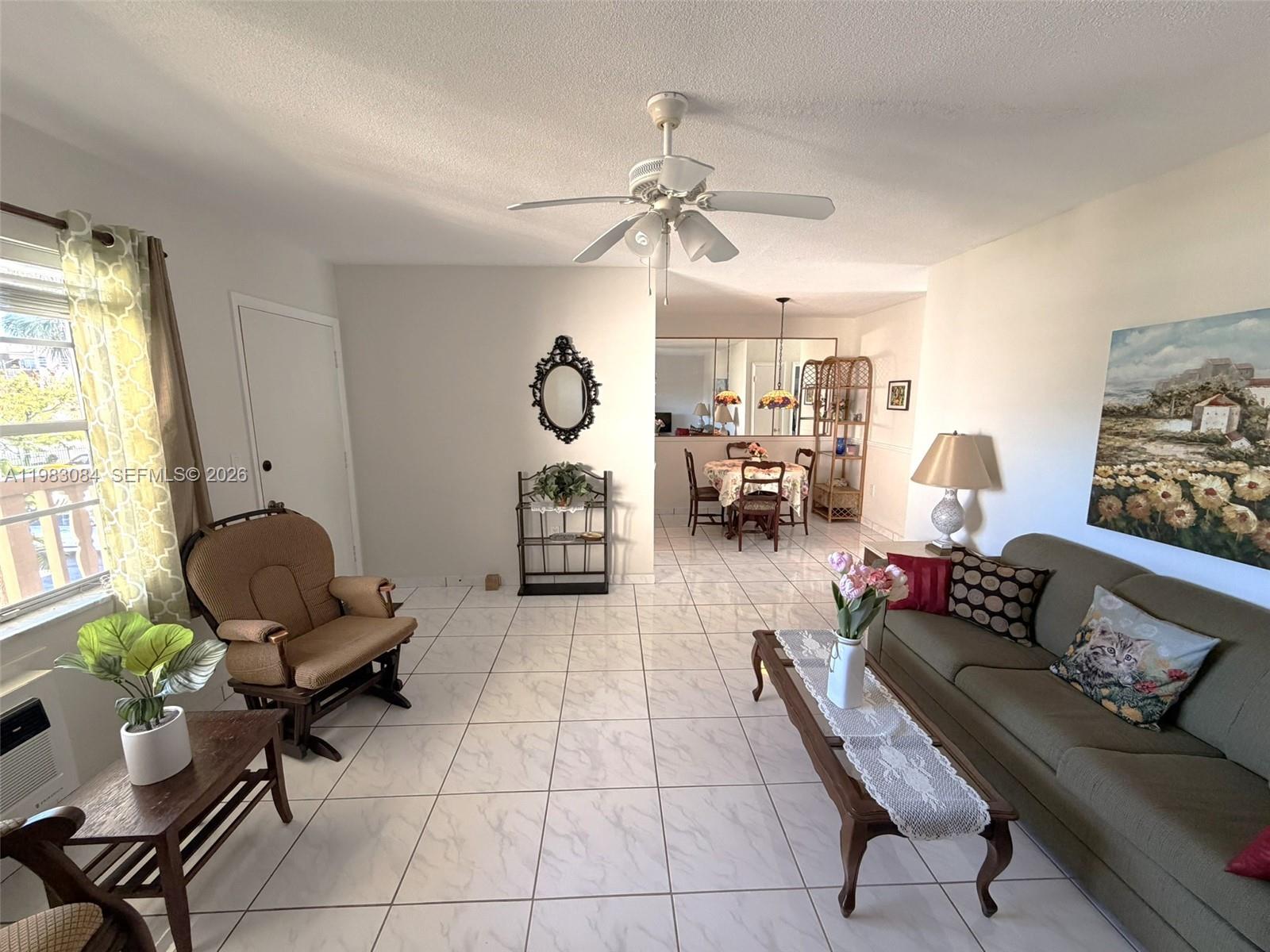 17000 NE 14th Ave 206