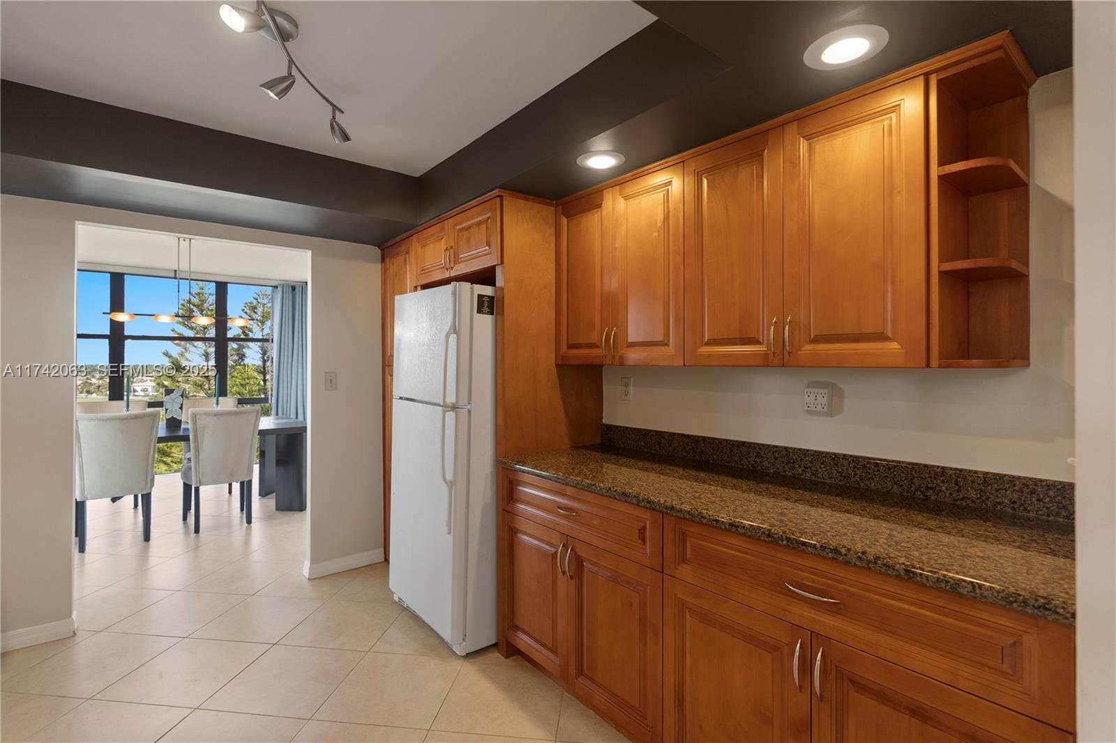 OCEANVIEW PARK CONDO - Residential