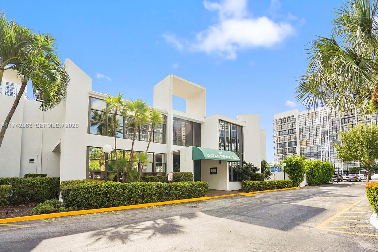 OCEANVIEW PARK CONDO - Residential