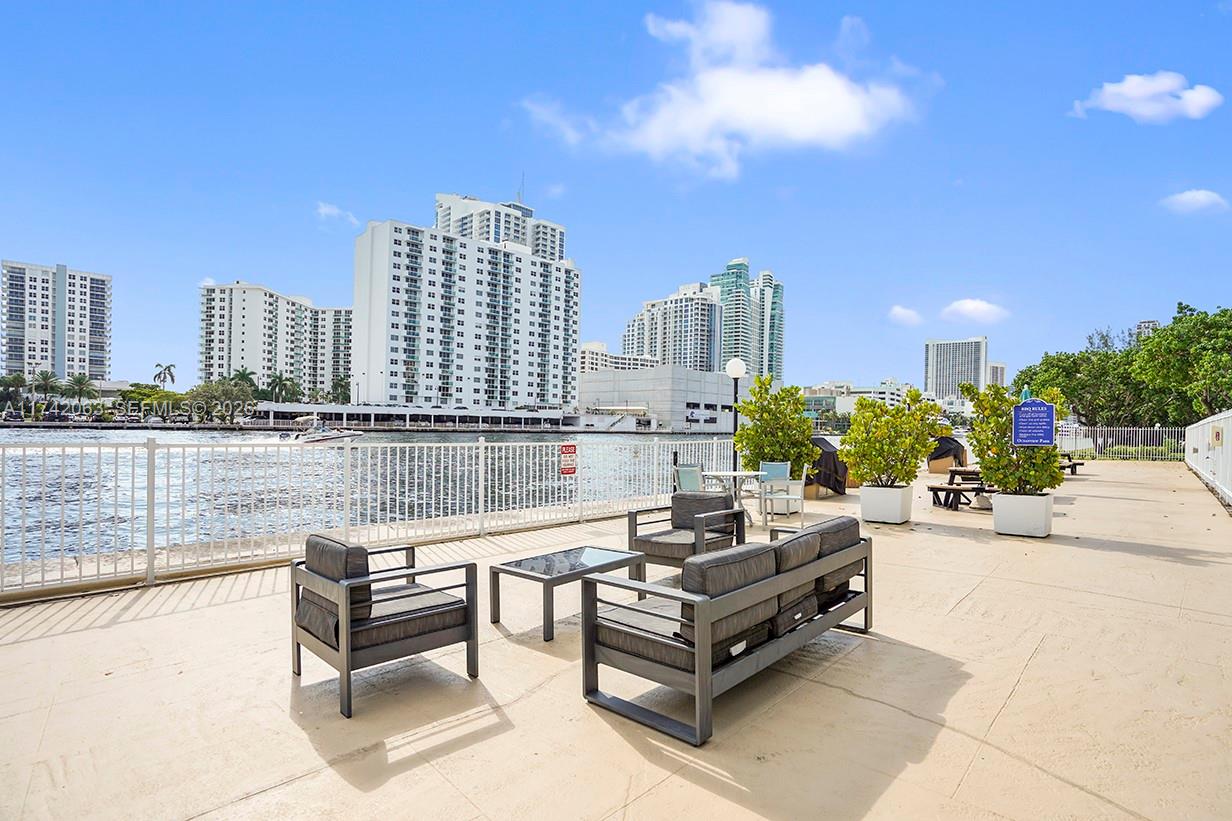 OCEANVIEW PARK CONDO - Residential
