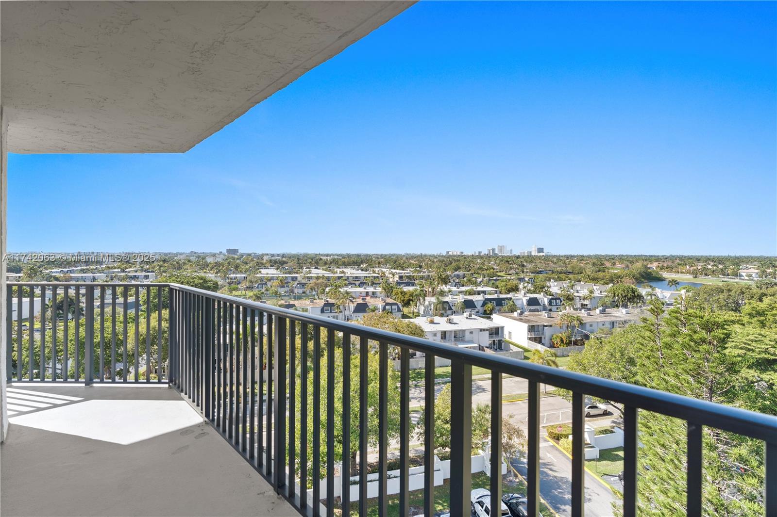OCEANVIEW PARK CONDO - Residential