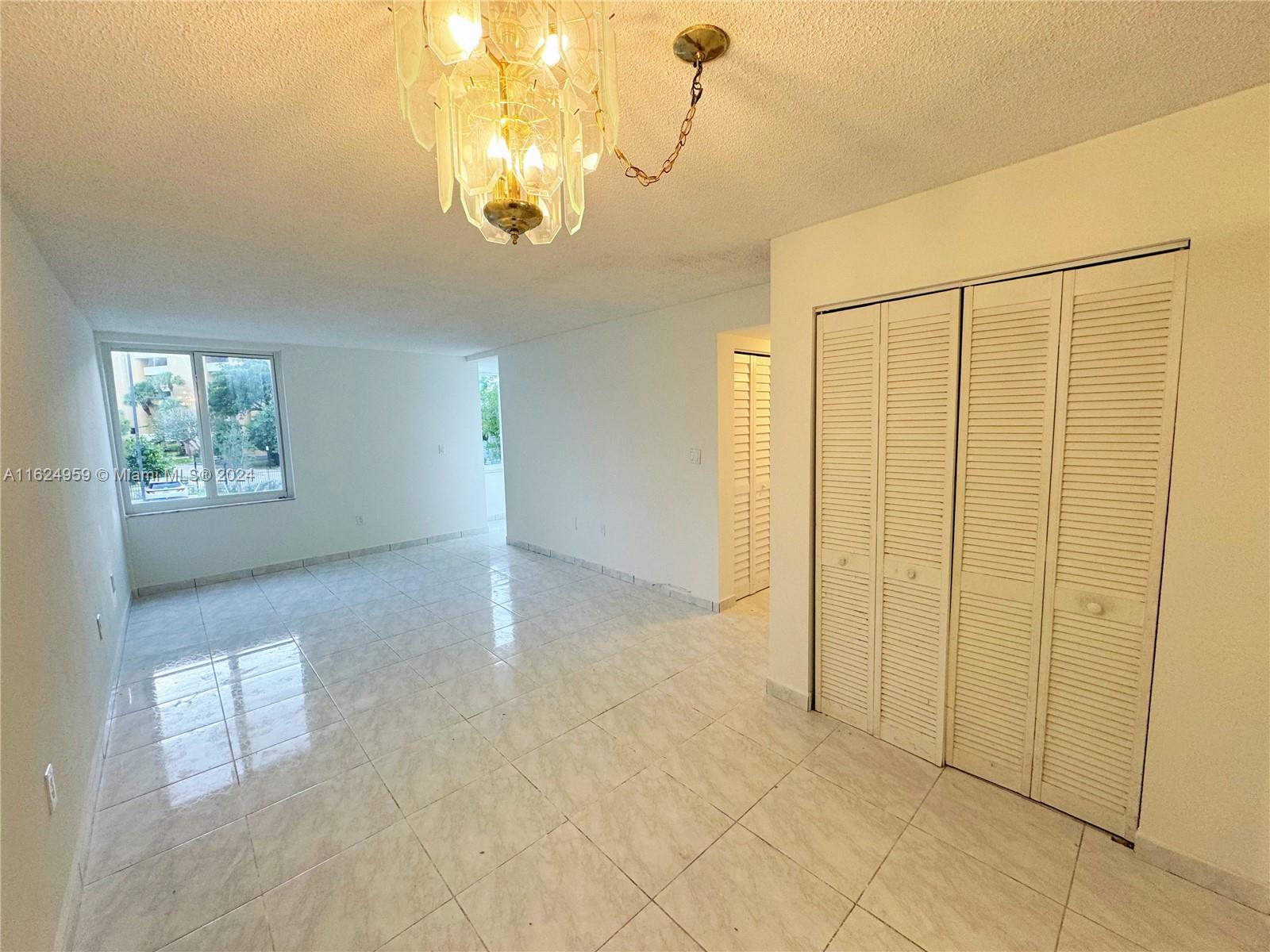 250 180th Dr 254, Sunny Isles Beach, Miami-Dade County, Florida - 1 Bedrooms  
2 Bathrooms - 