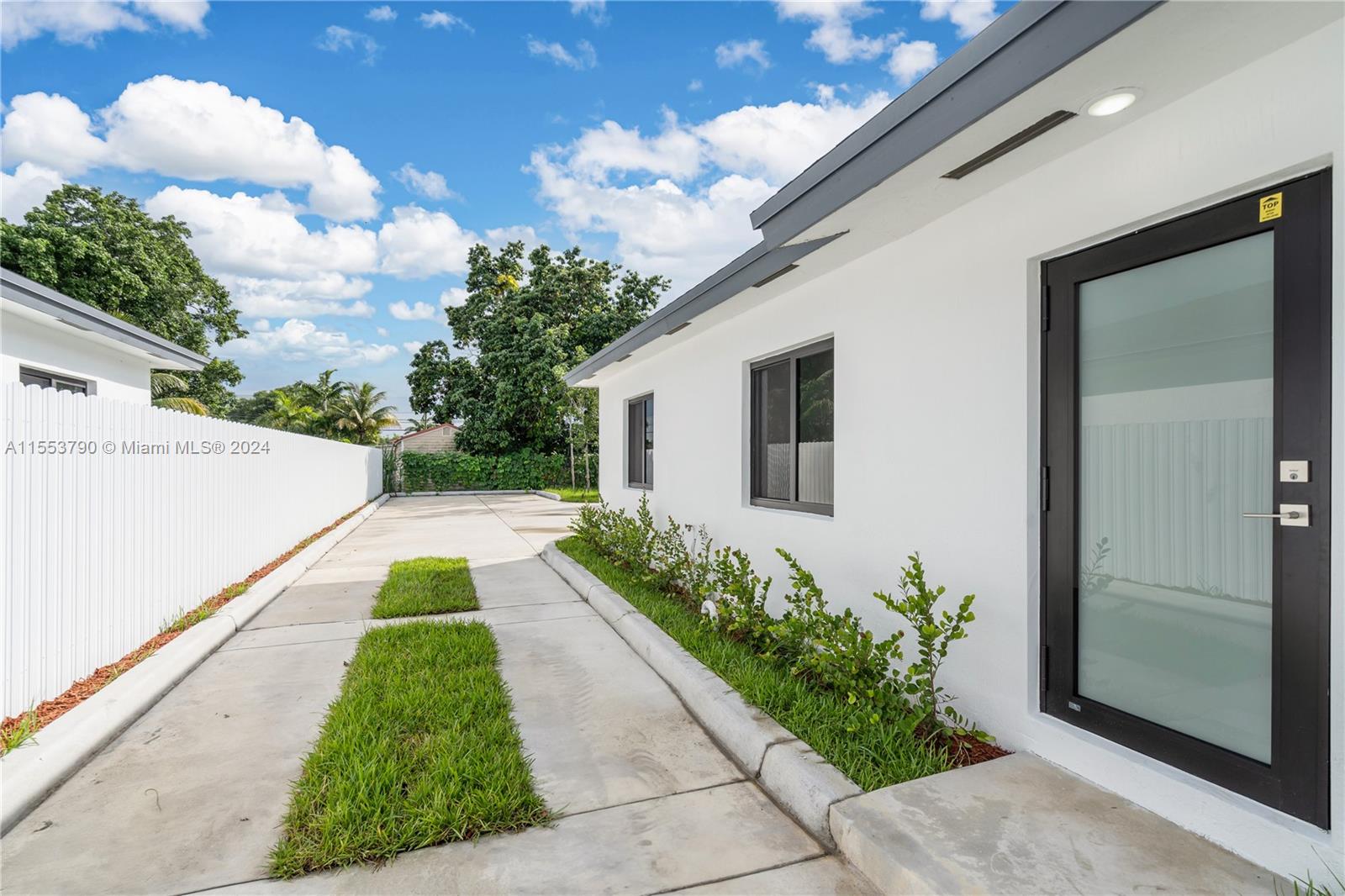 SYMMES - SHARMAN TRACT - Residential Income