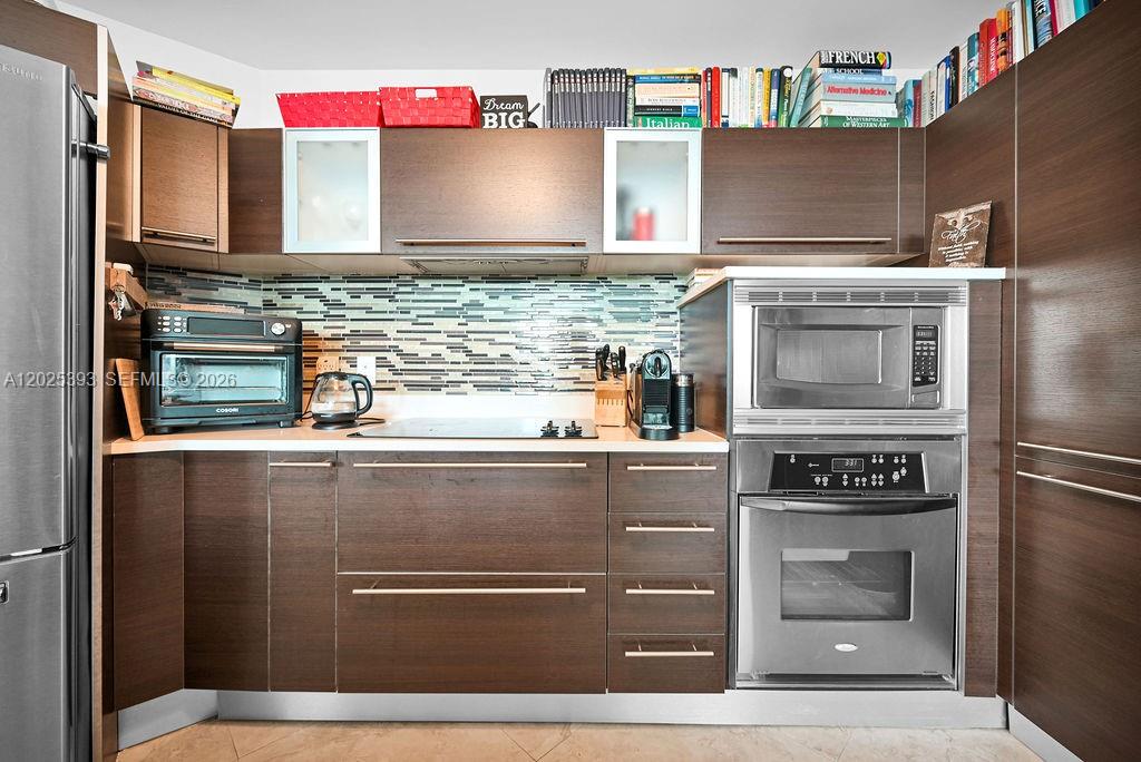 QUANTUM ON THE BAY CONDO - Residential