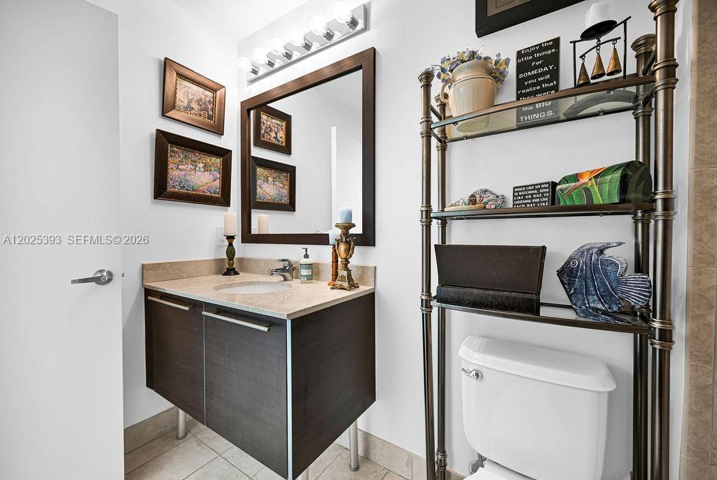 QUANTUM ON THE BAY CONDO - Residential