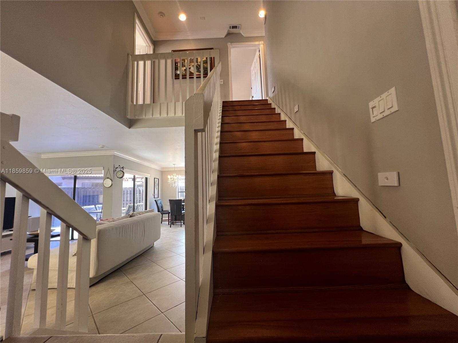 LAKES MEADOW VILG HOMES C - Residential