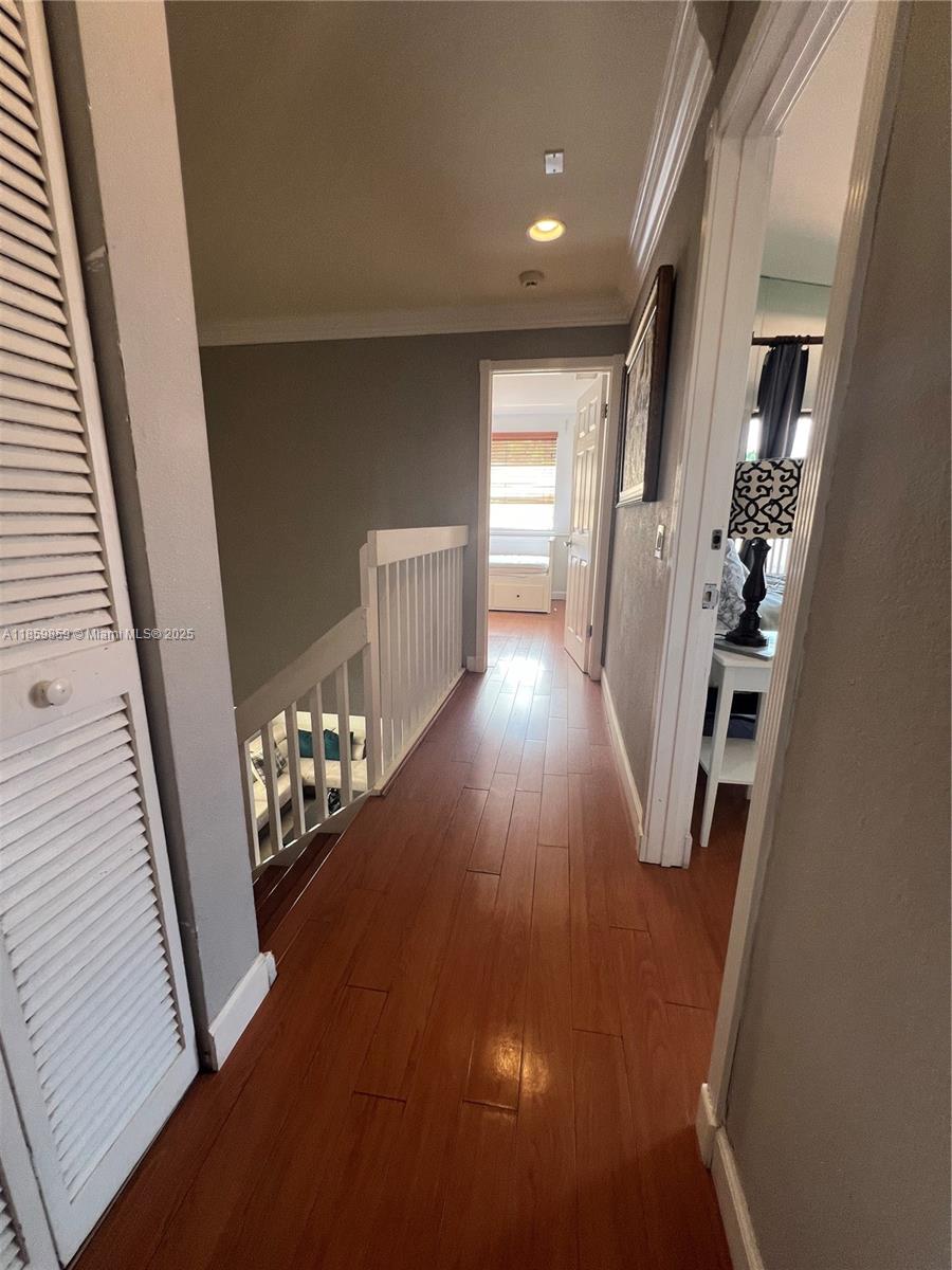 LAKES MEADOW VILG HOMES C - Residential