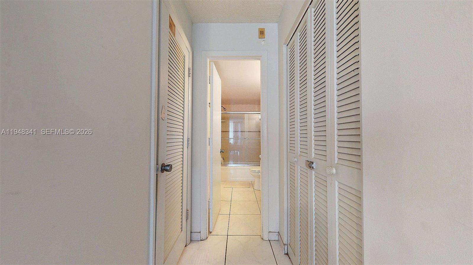 PLAZA TOWERS SOUTH CONDO - Residential