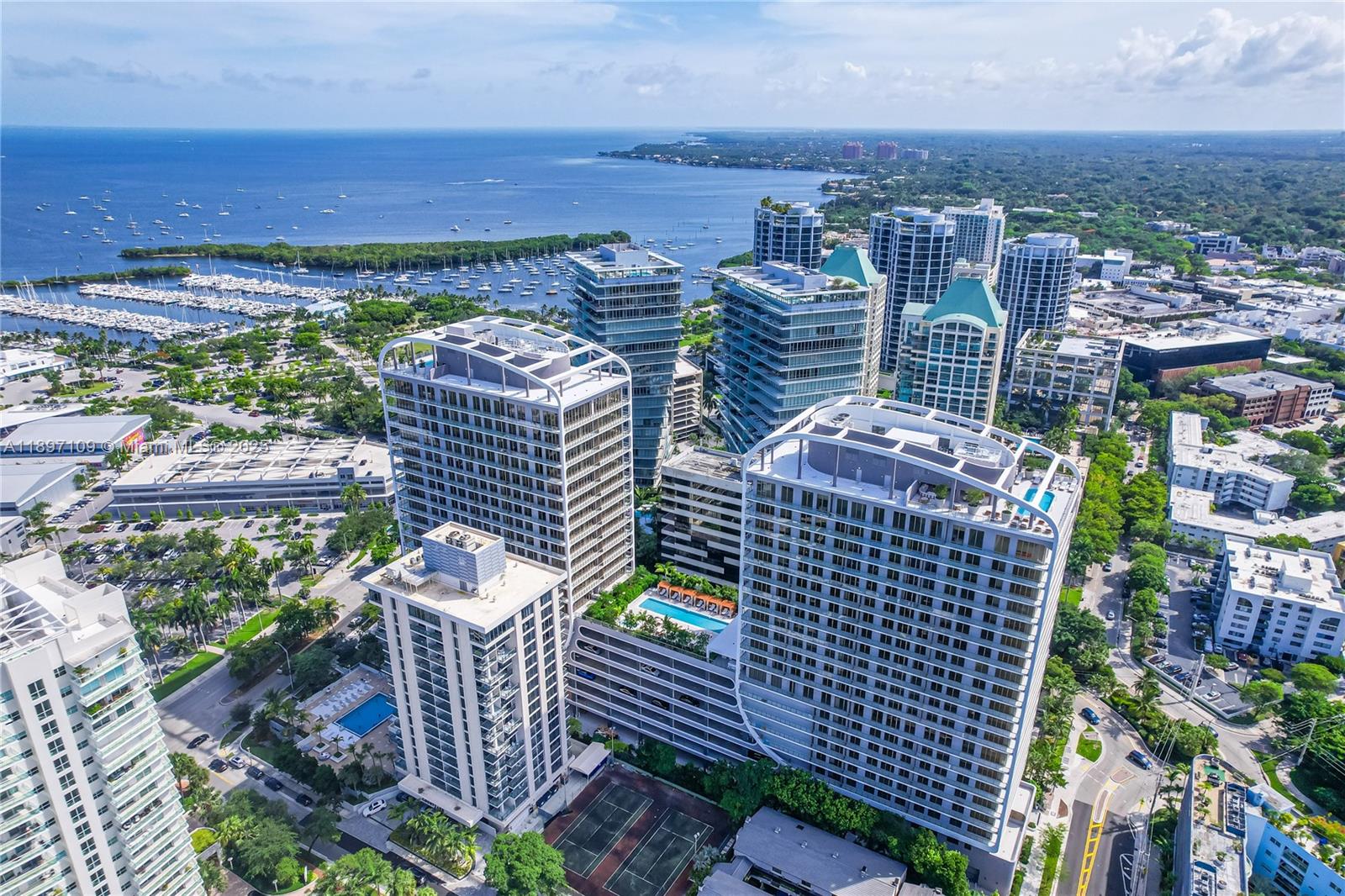2655 S Bayshore 1506