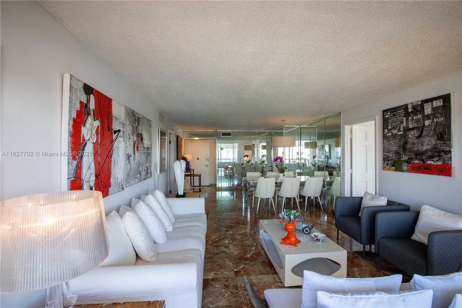 6039 Collins Ave 1728