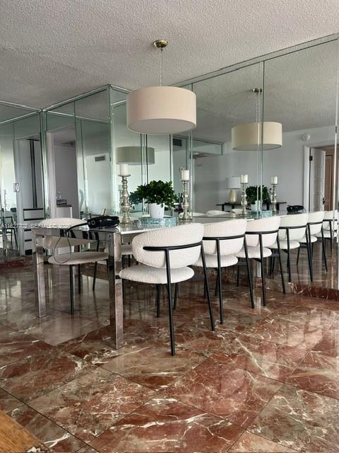 MAISON GRANDE CONDO - Residential