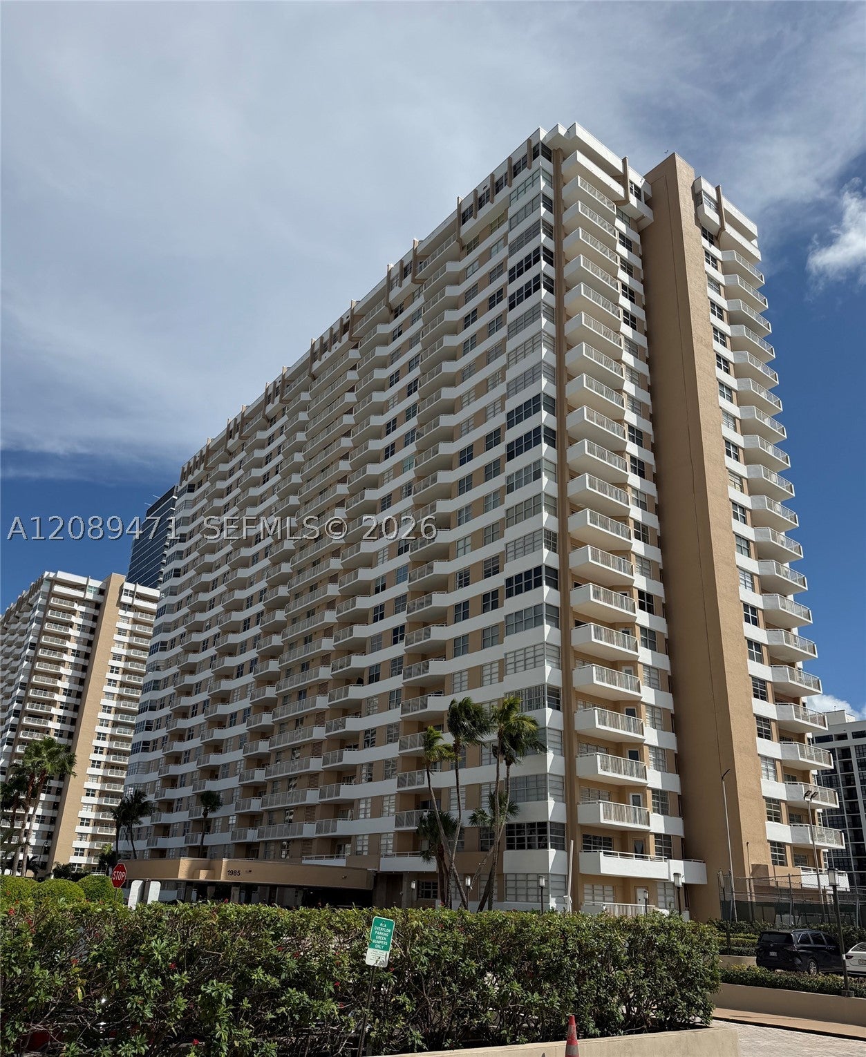 1985 S Ocean Dr 21H