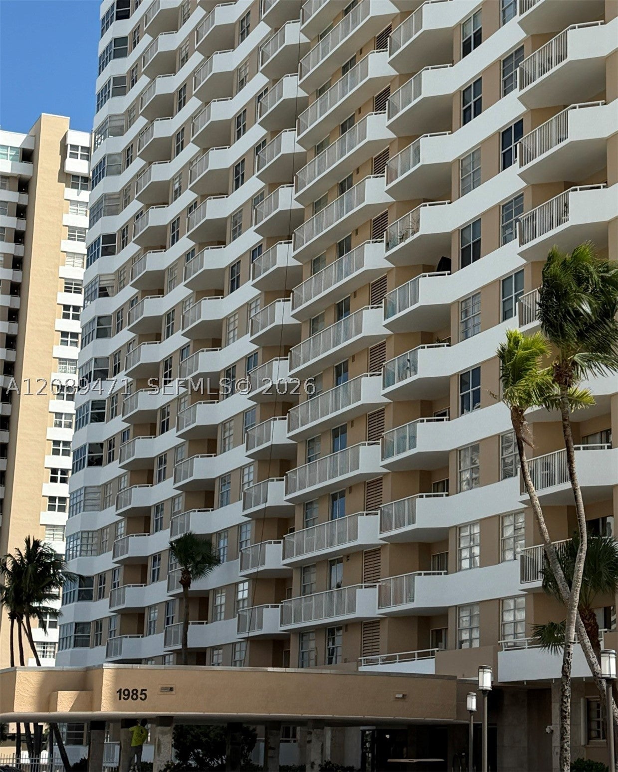 1985 S Ocean Dr 21H