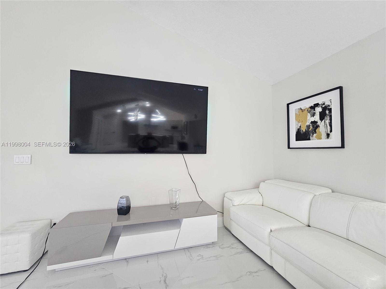 PGA RESORT COMMUNITY 3 - Residential Lease