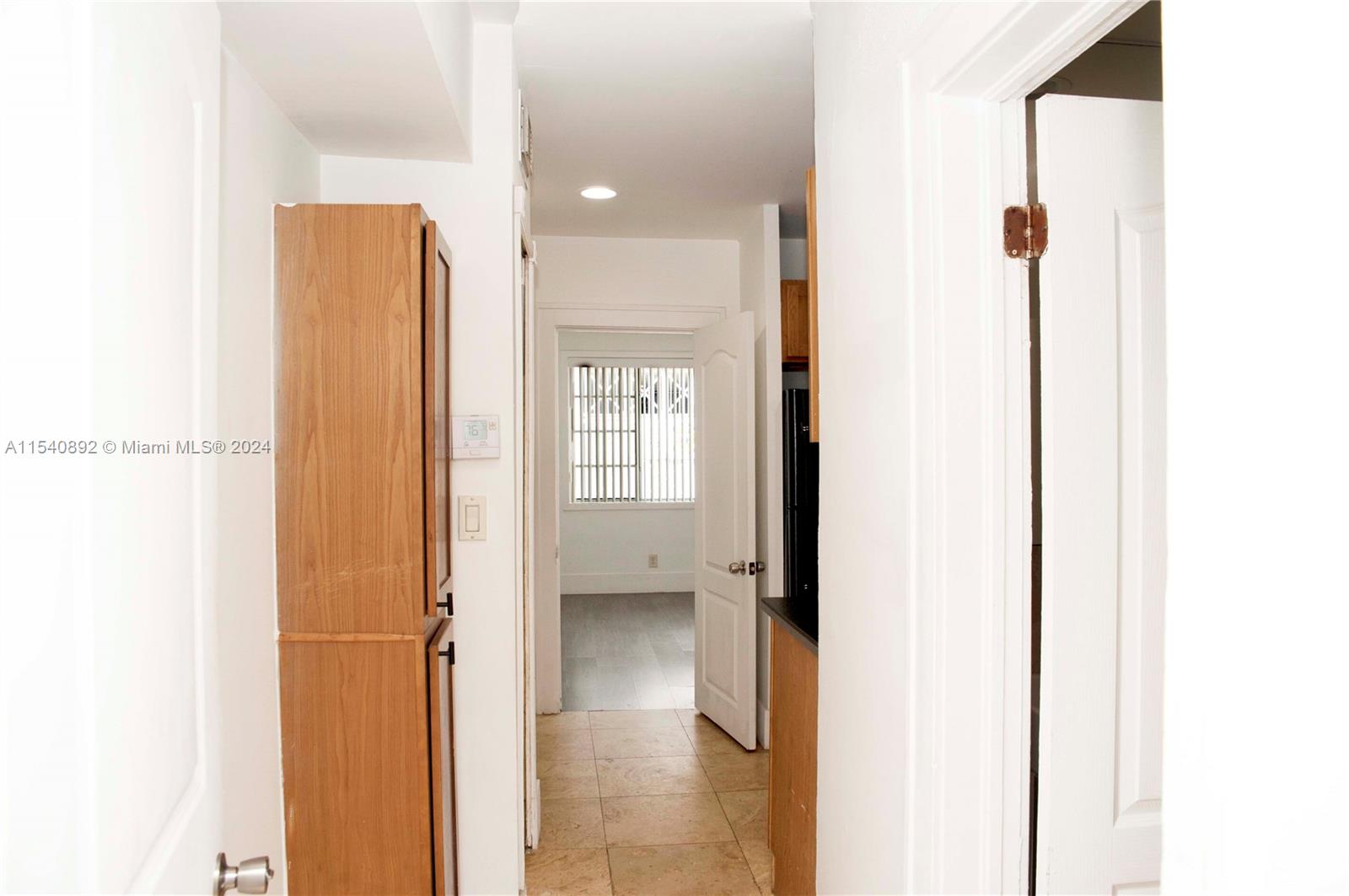 HOLLYWOOD 1-21 - Residential Income