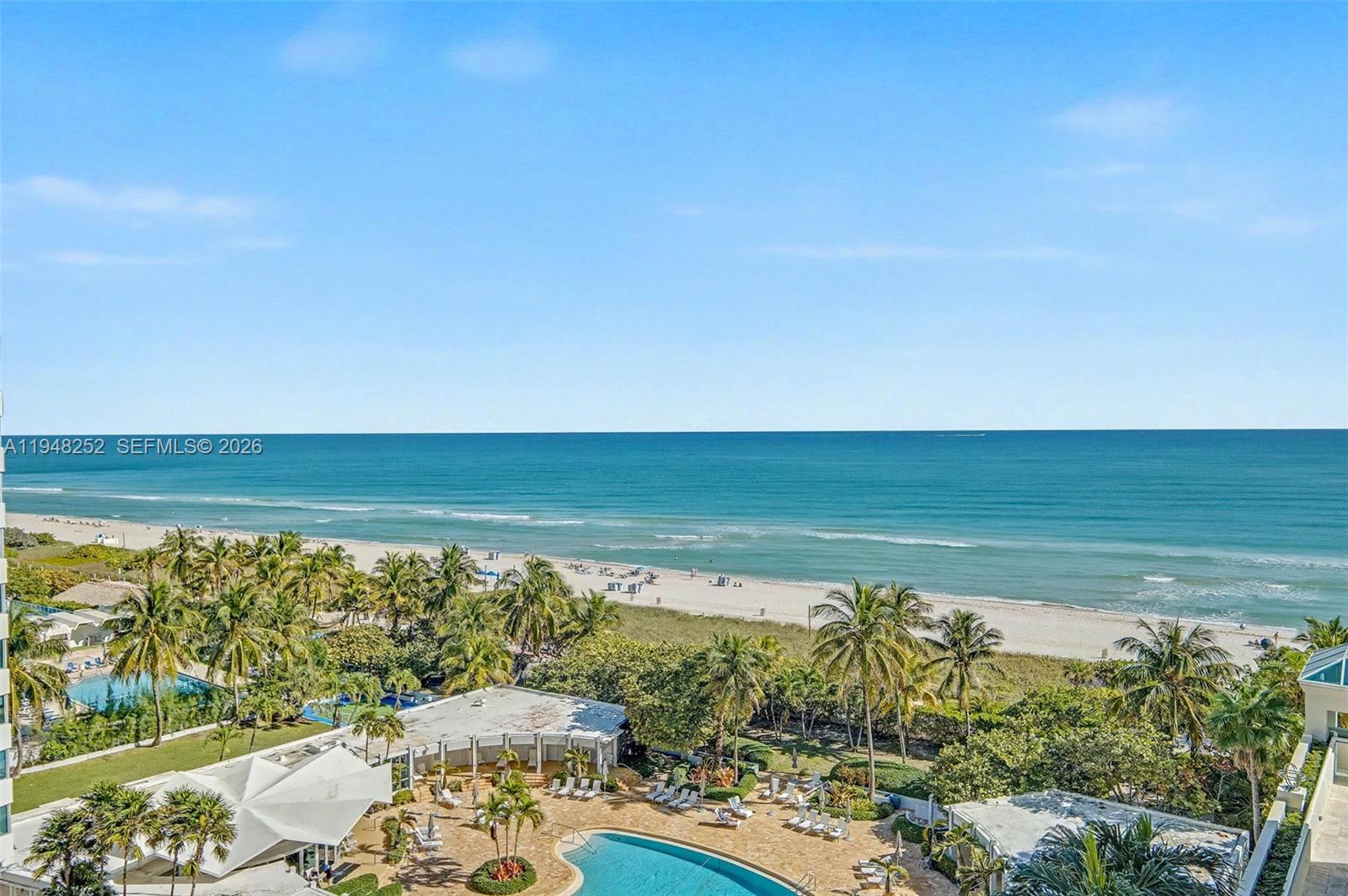 CAPOBELLA CONDO - Residential